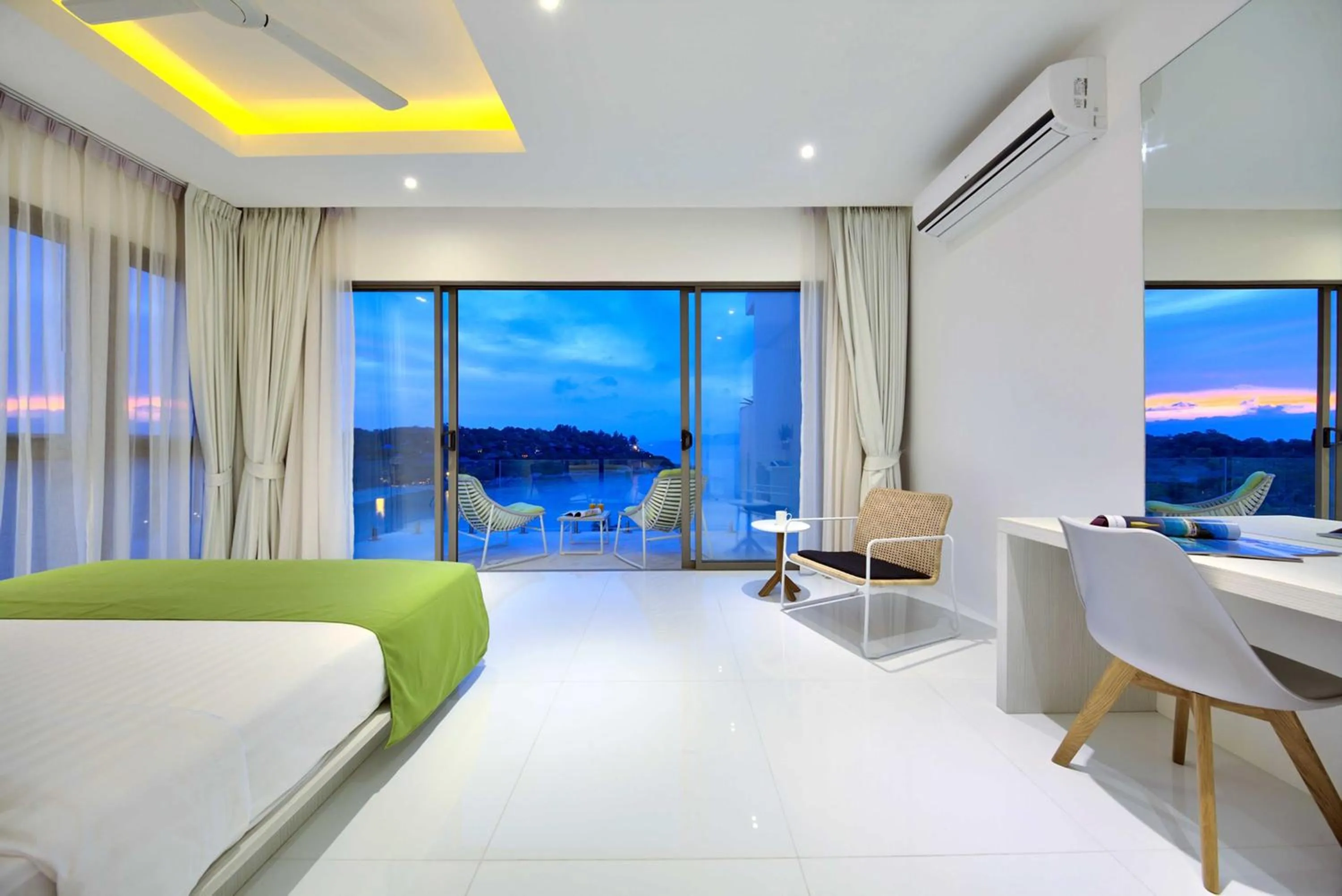 Photo of the whole room, Bed in Samui Bayside Luxury Villas