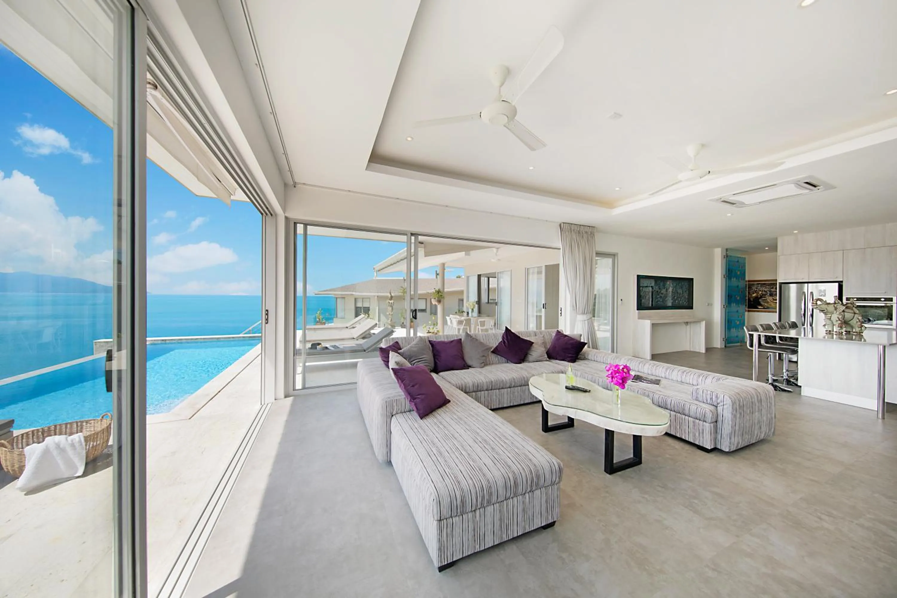 Living room in Samui Bayside Luxury Villas