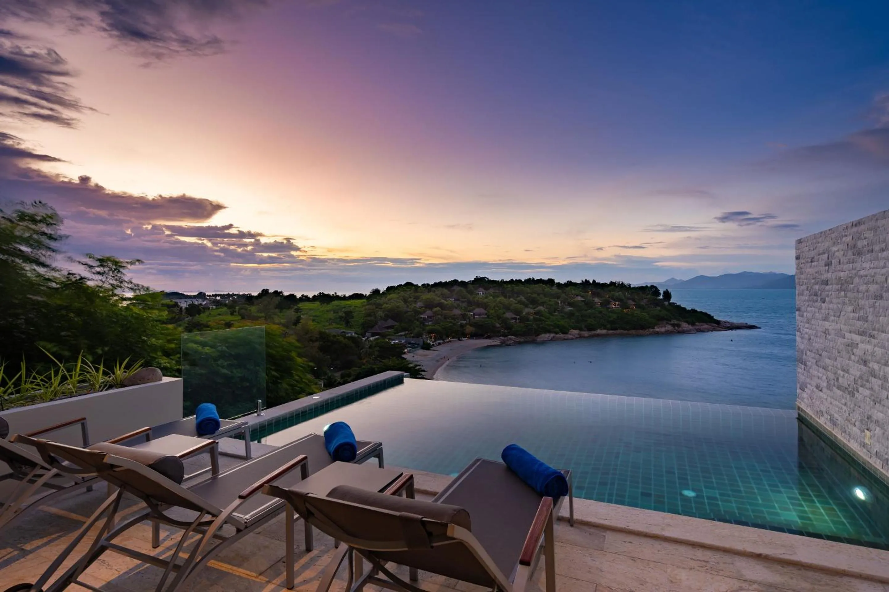 Swimming pool in Samui Bayside Luxury Villas