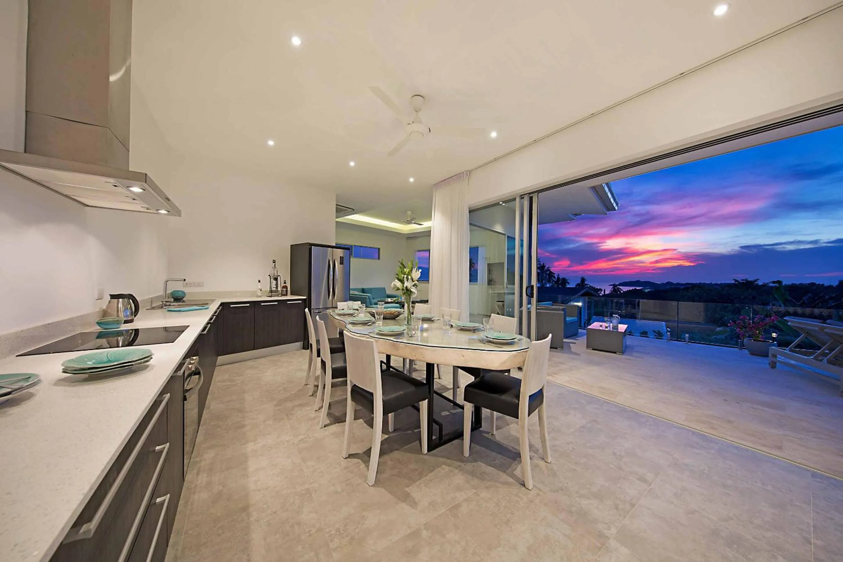 Kitchen or kitchenette in Samui Bayside Luxury Villas