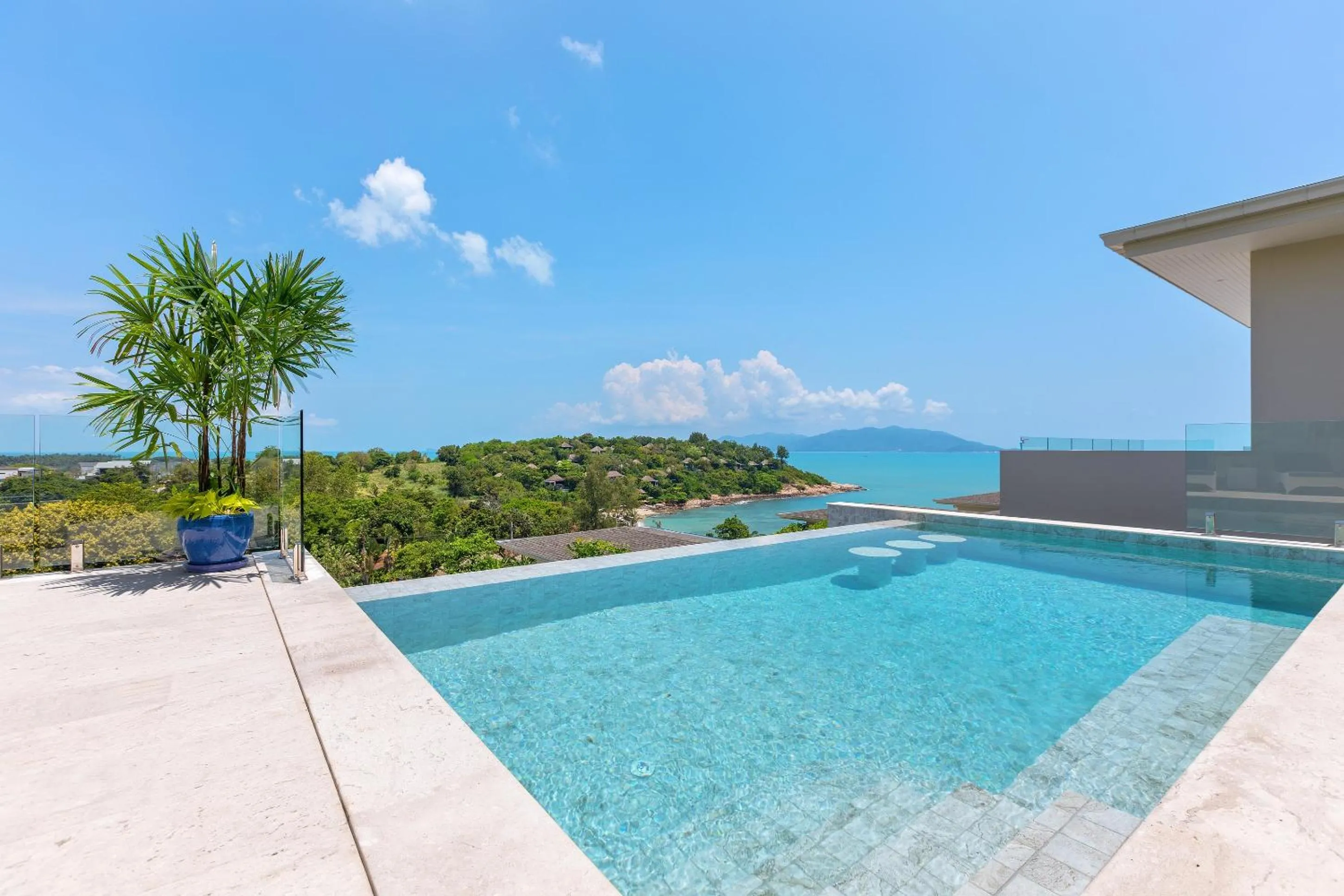 Swimming pool in Samui Bayside Luxury Villas