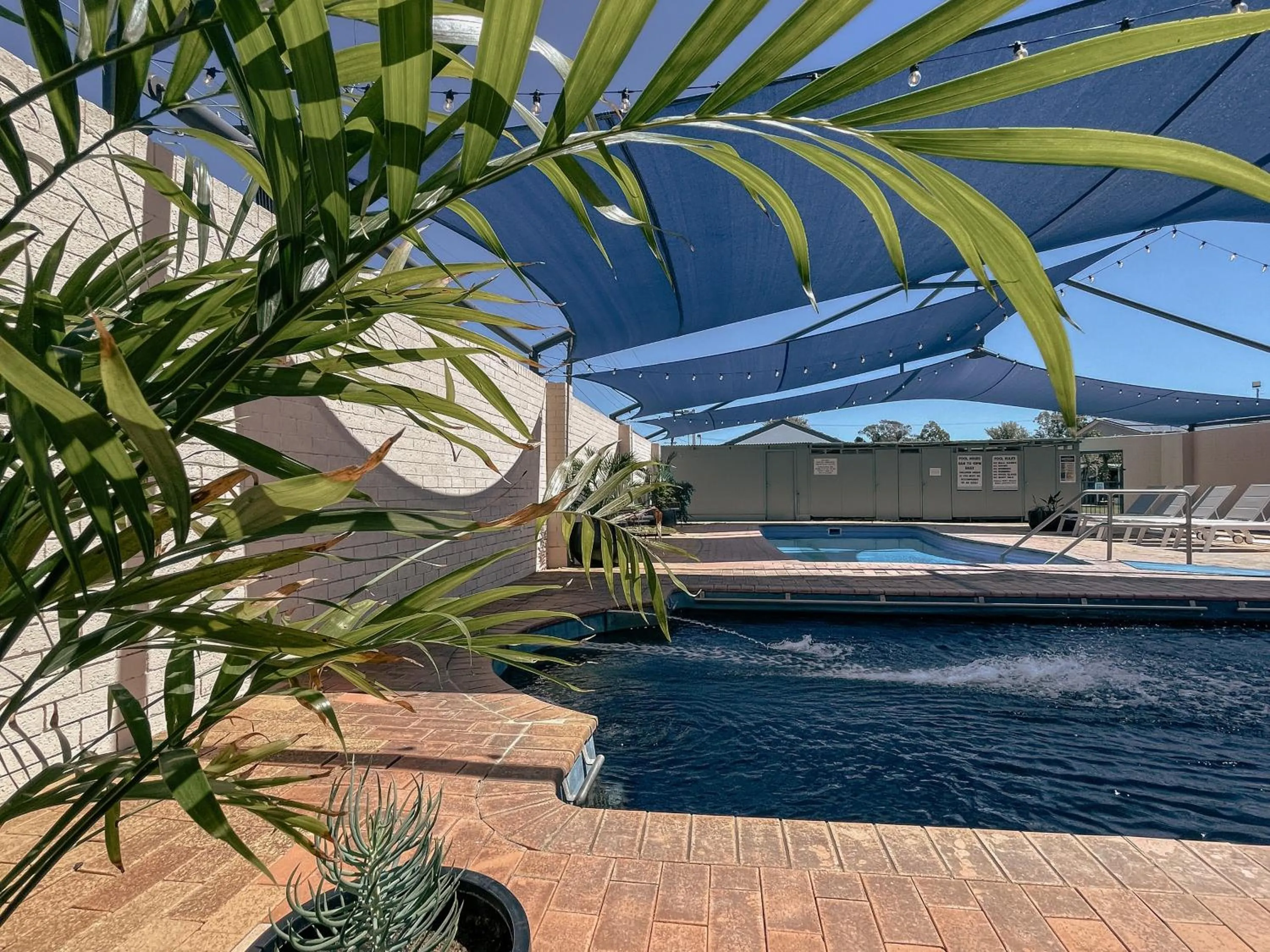 Day in The Phoenix Artesian Spa Resort and Accommodation