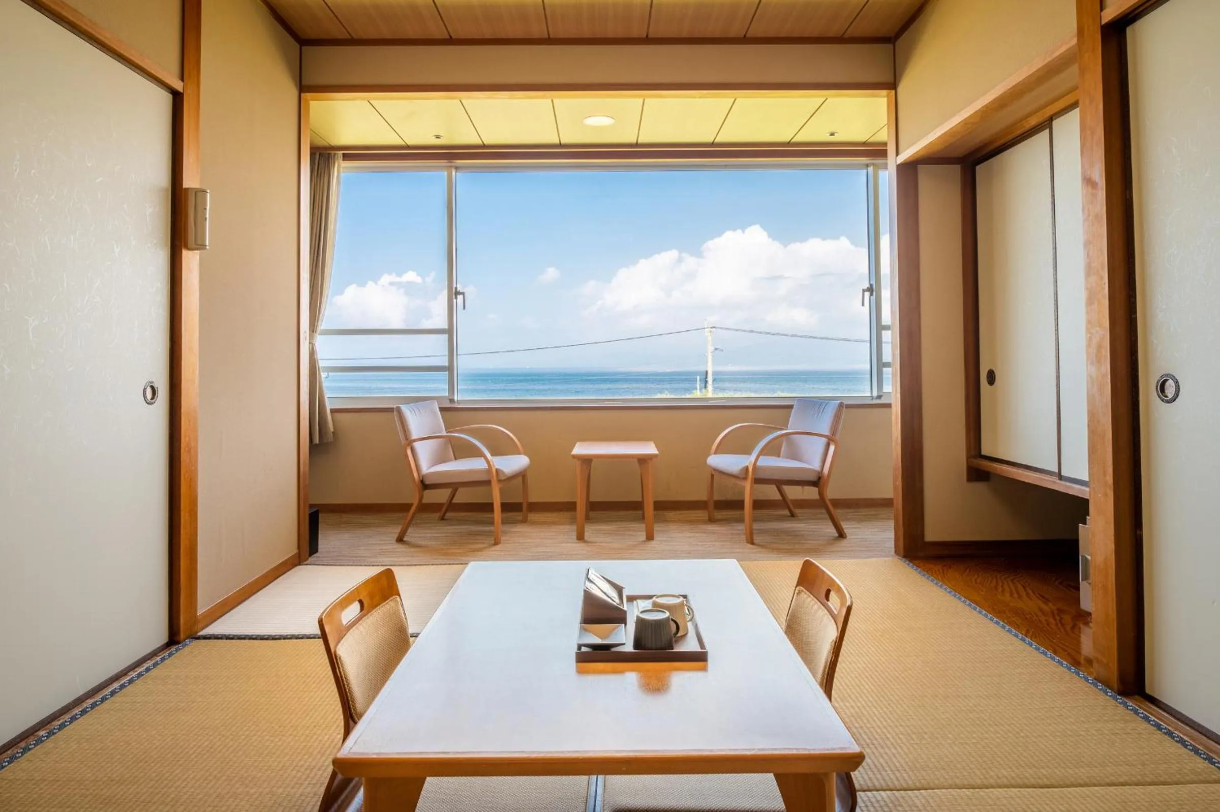 Koran no Yu Kinkouro