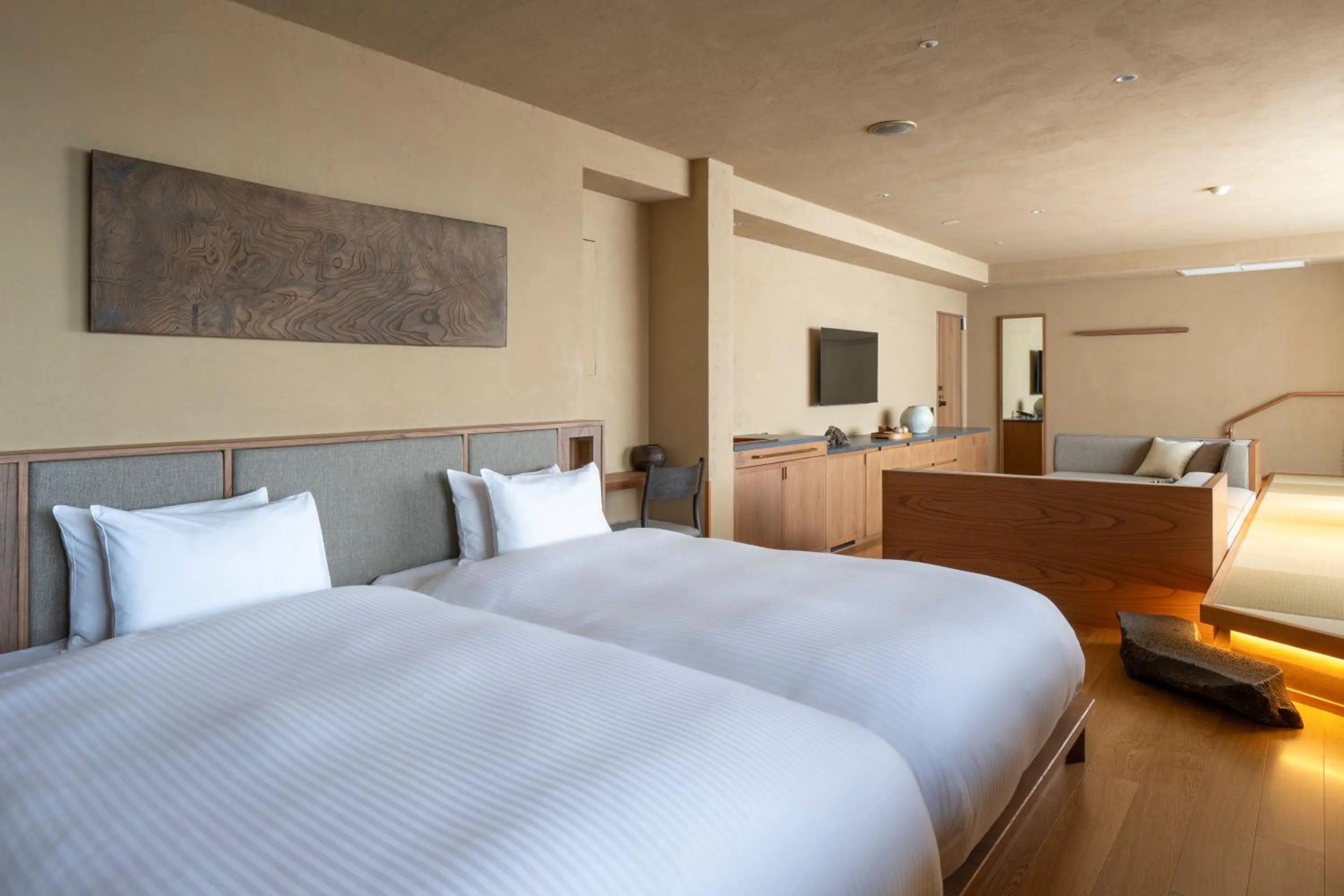 Bed in Koran no Yu Kinkouro