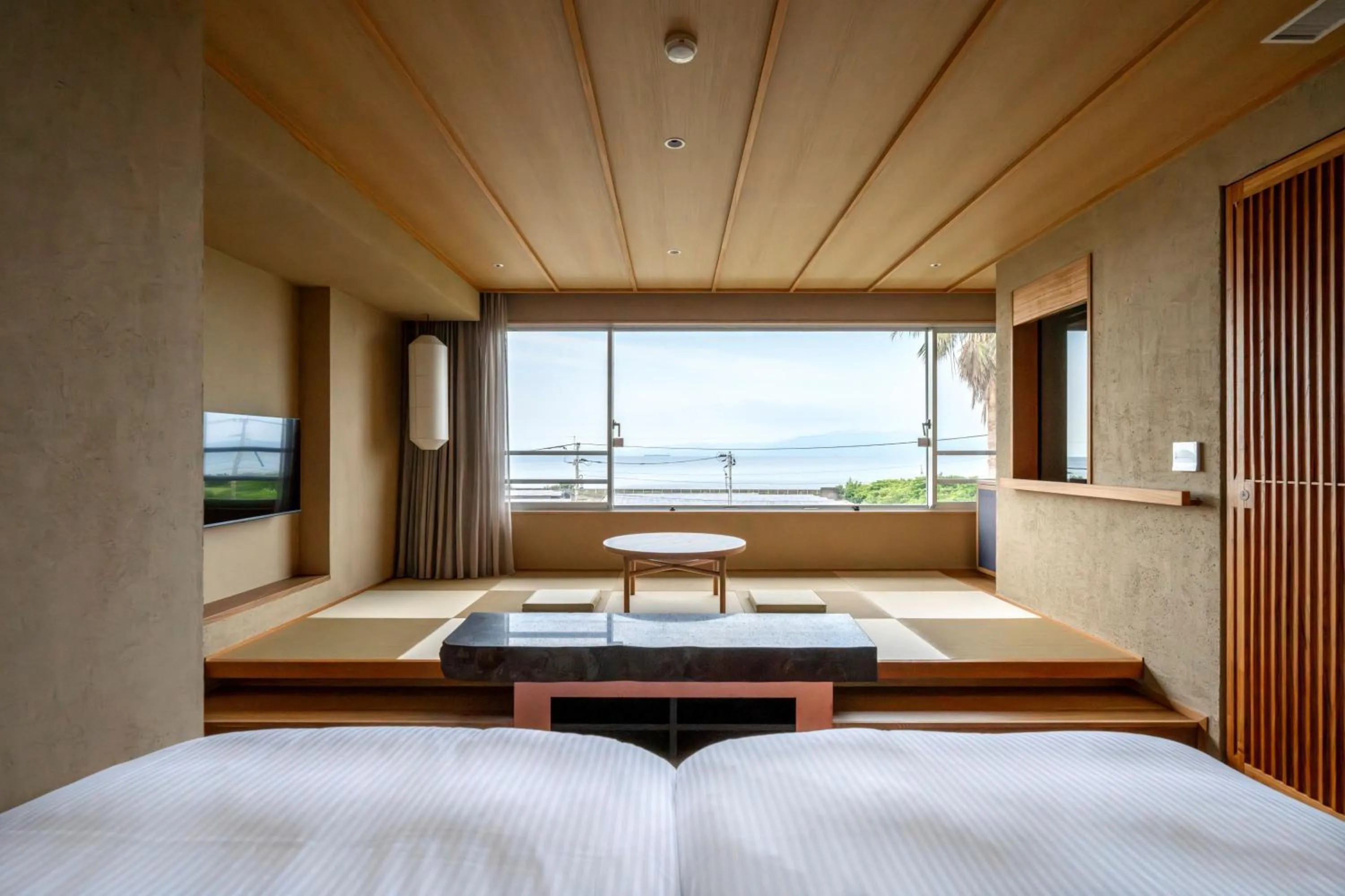 Bed in Koran no Yu Kinkouro