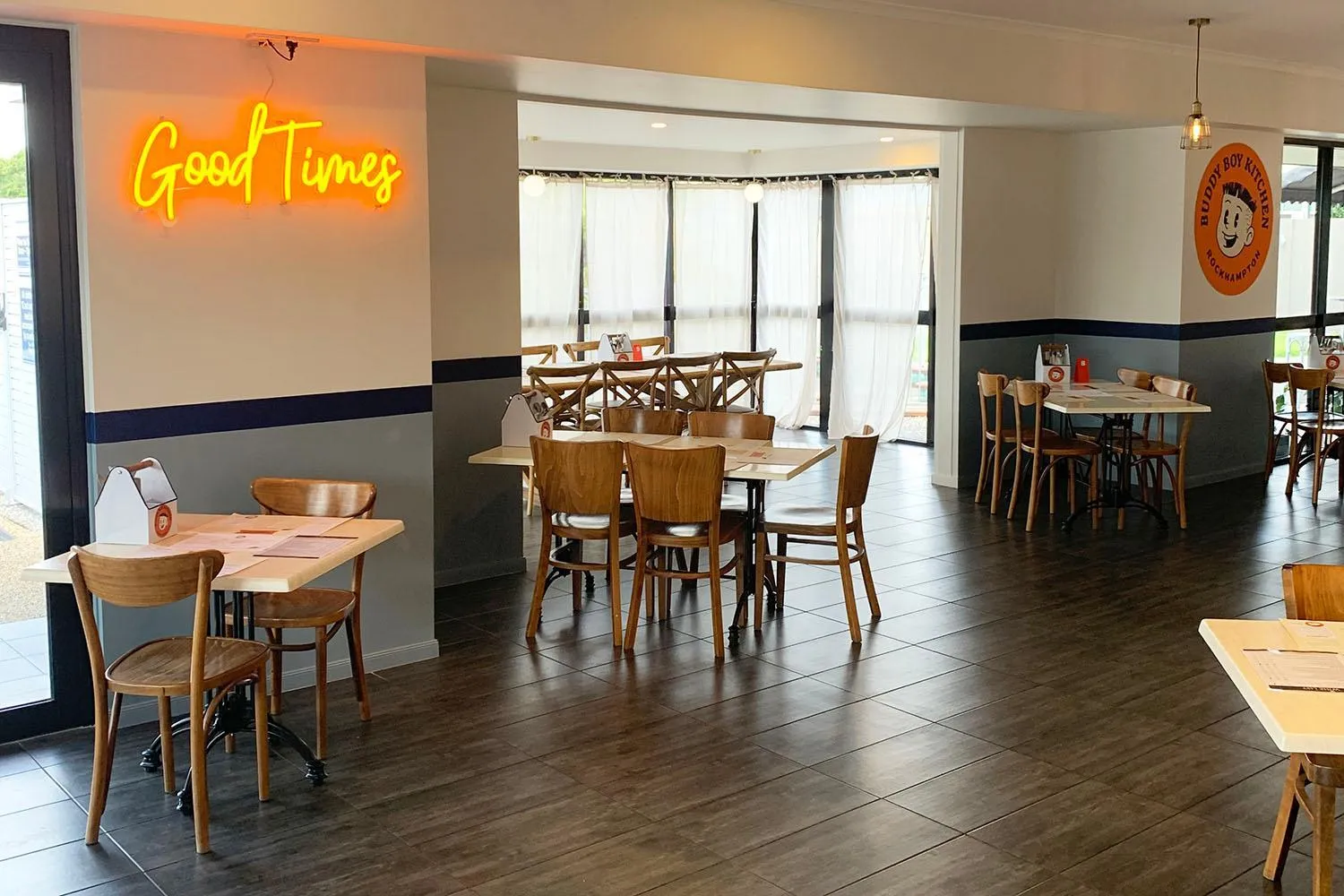 Restaurant/places to eat in The Stirling Motel