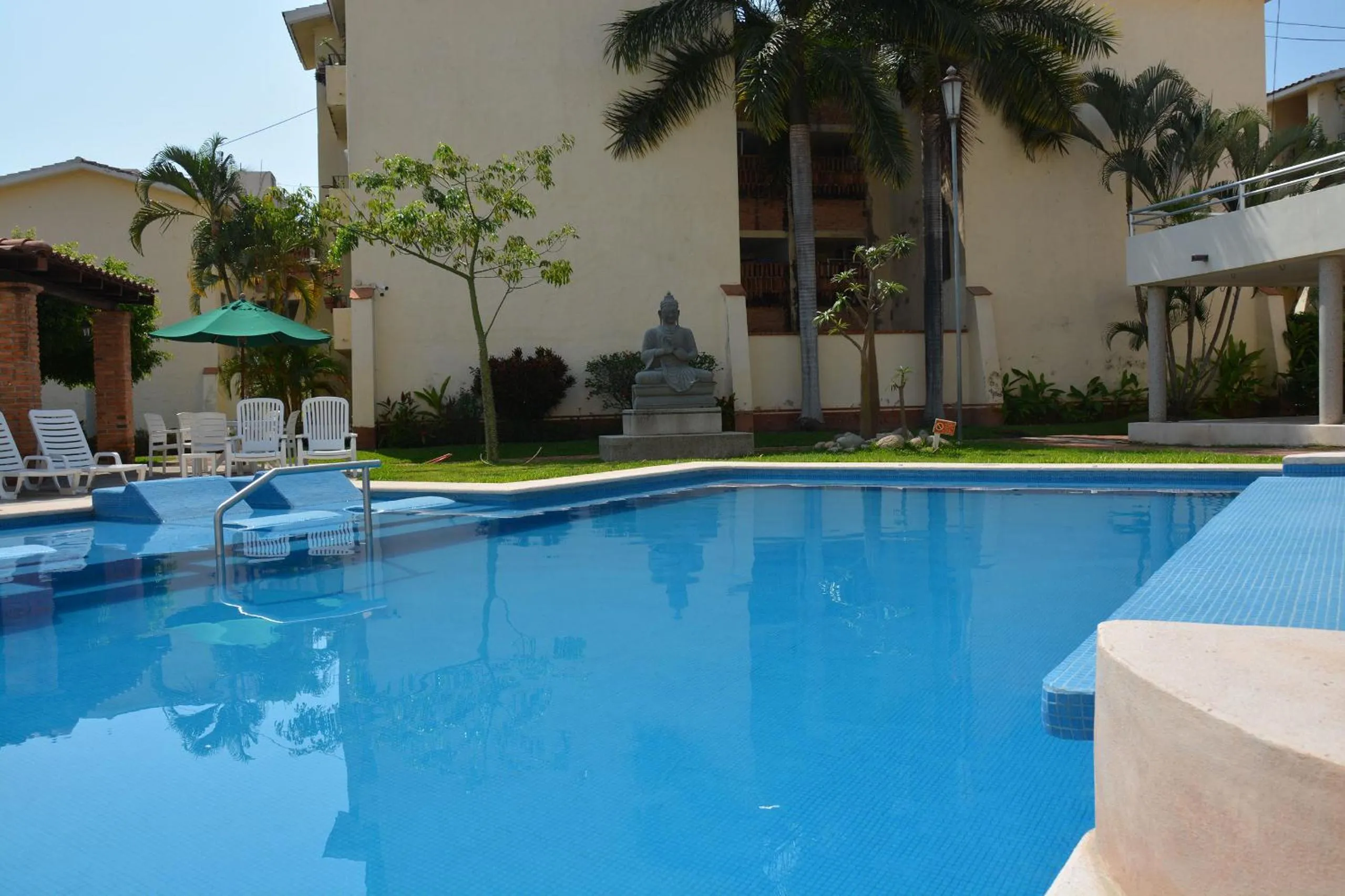 Property building in Zenharmony Suites