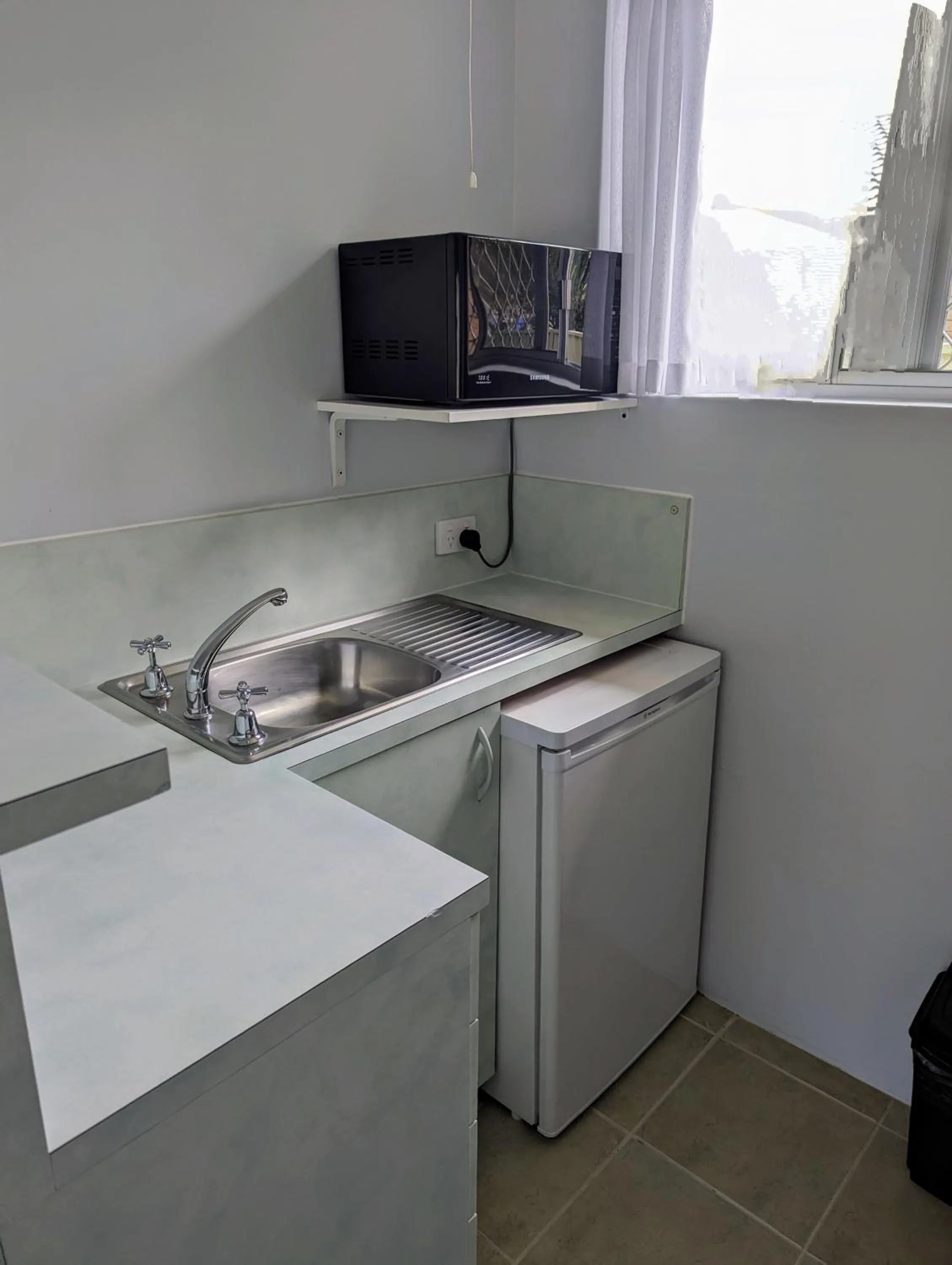 Kitchen or kitchenette in Haven Waters Motel & Apartments