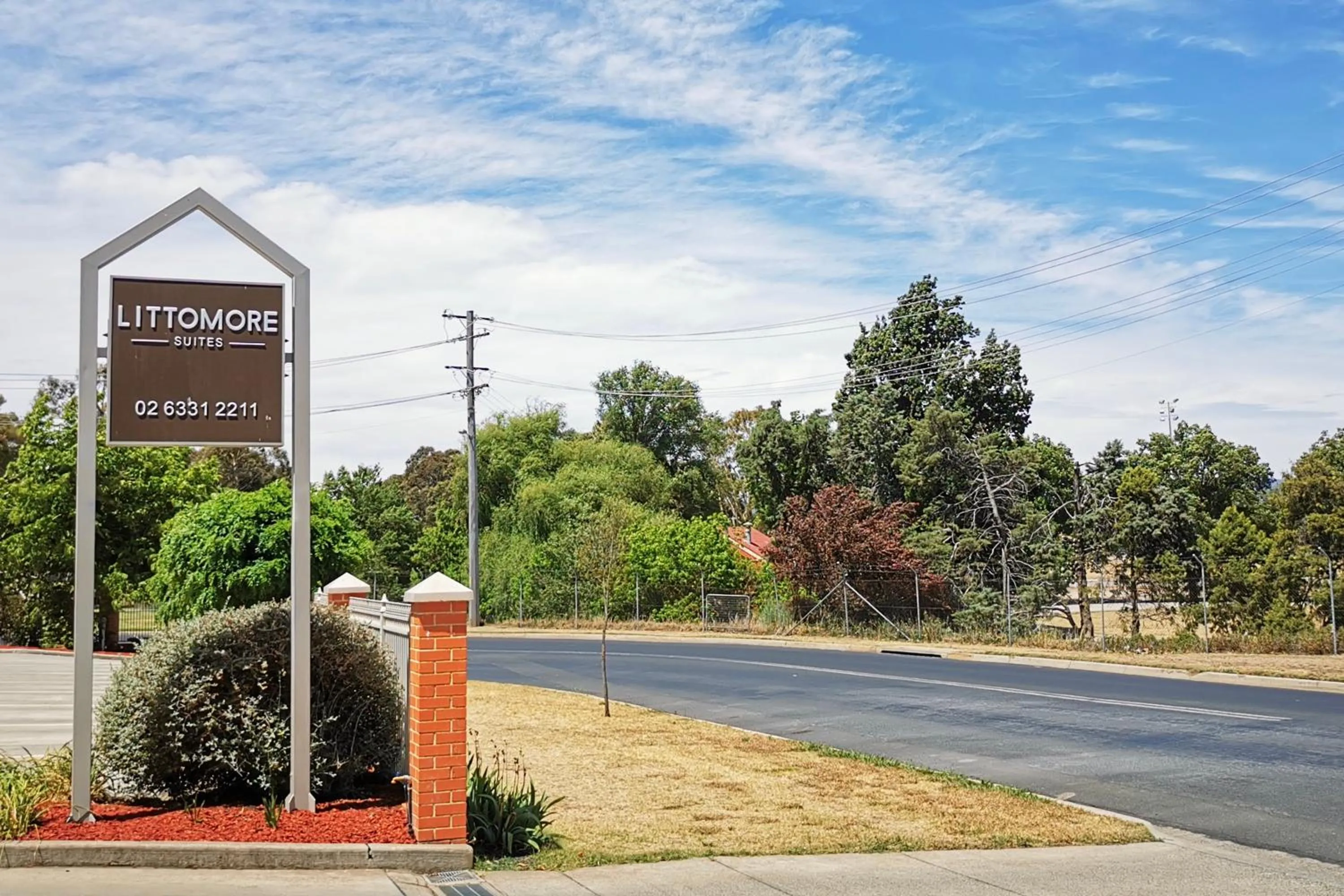 Property logo or sign in Littomore Suites Bathurst