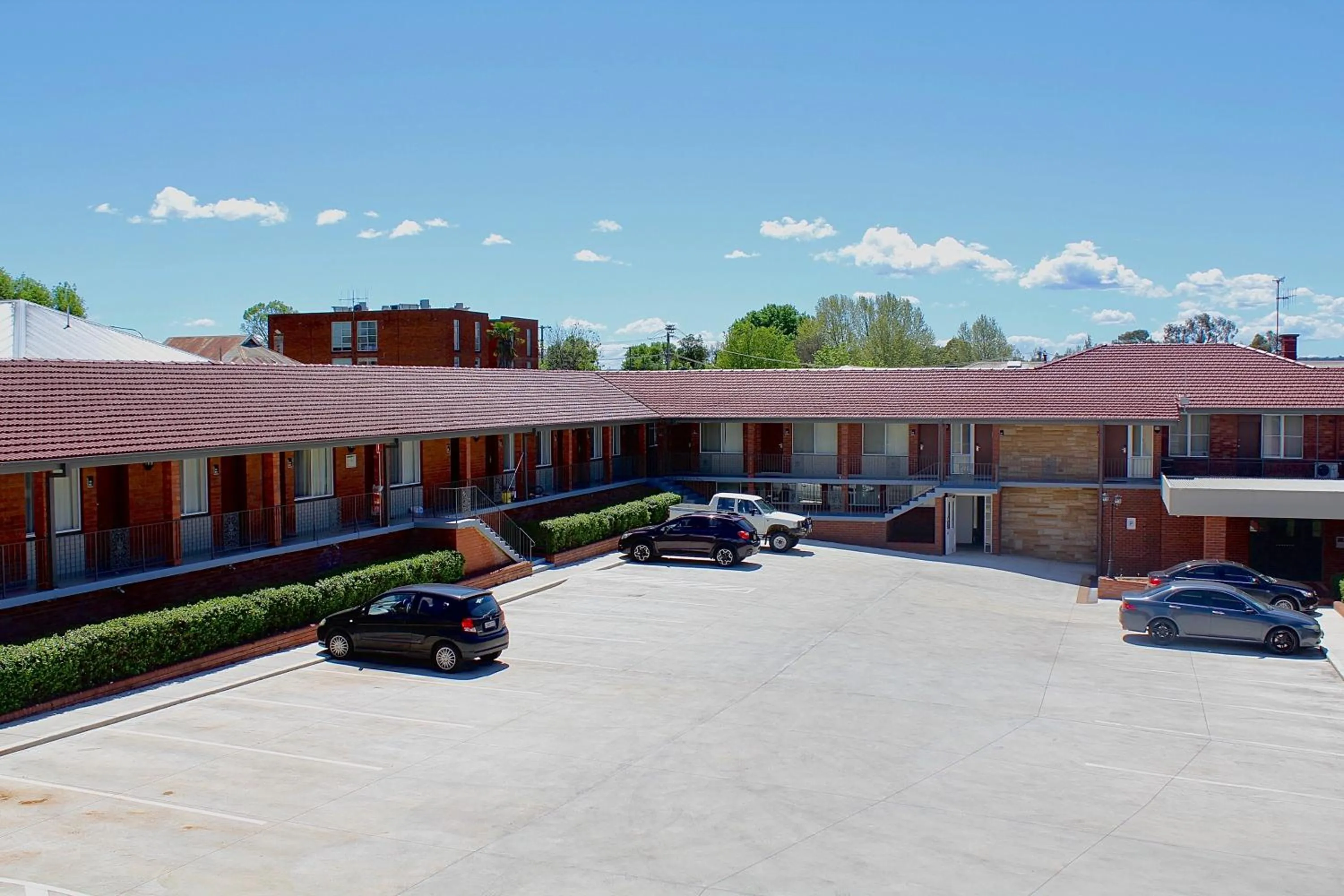 Area and facilities in Littomore Suites Bathurst