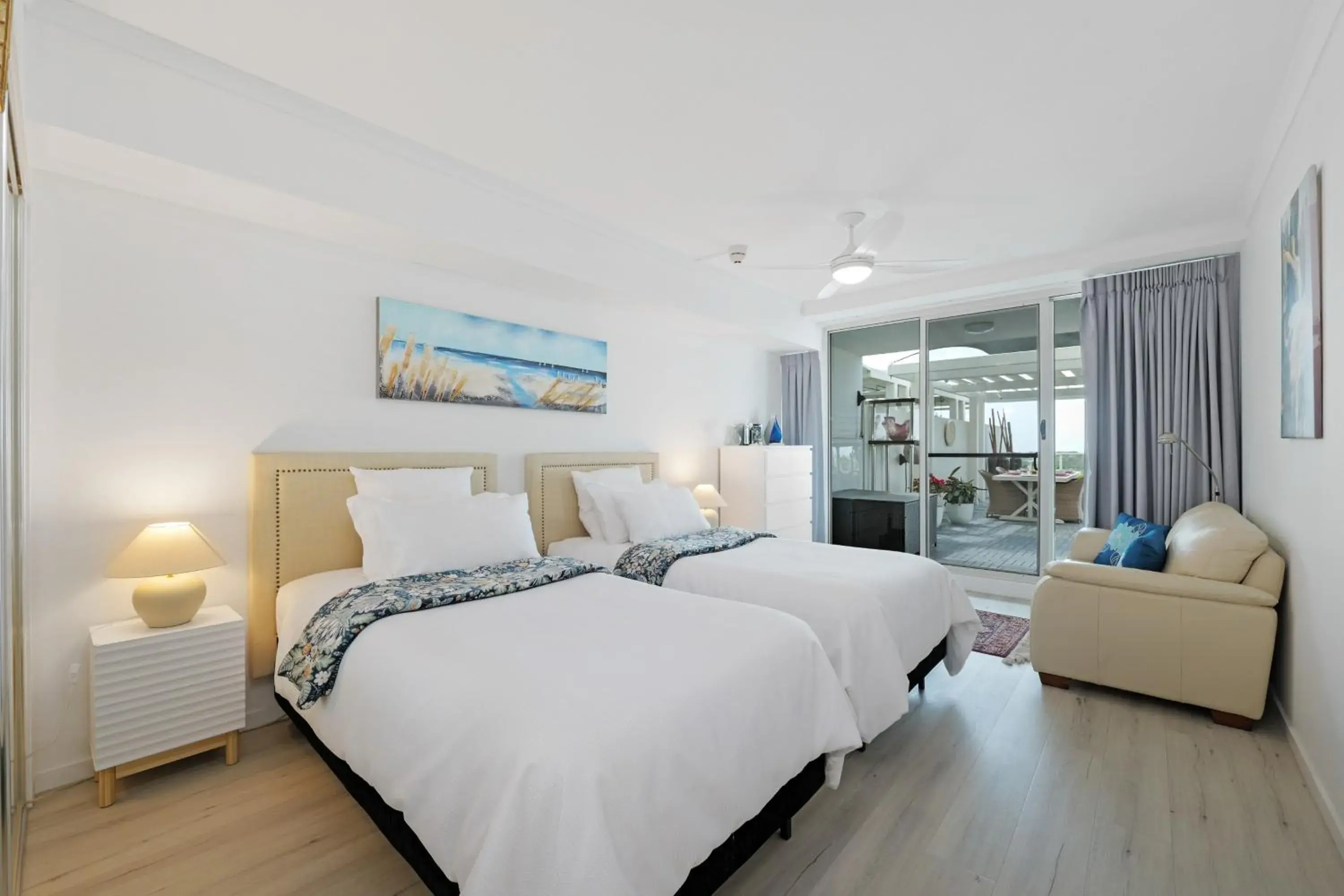 Bed in Pelican Waters Golf Resort Sunshine Coast Bed in Pelican Waters Golf Resort Sunshine Coast