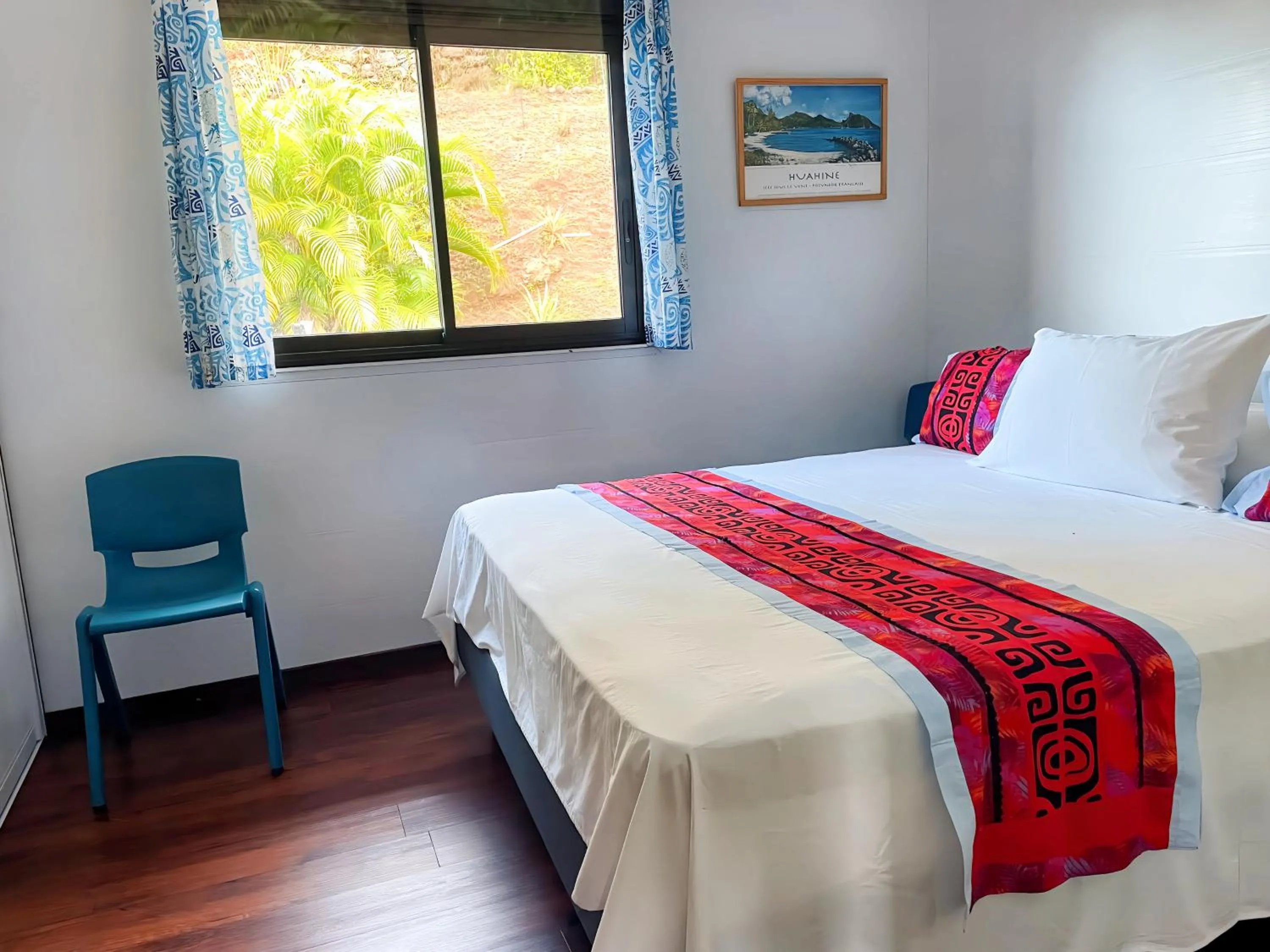 Bedroom, Bed in Fare Oviri Lodge