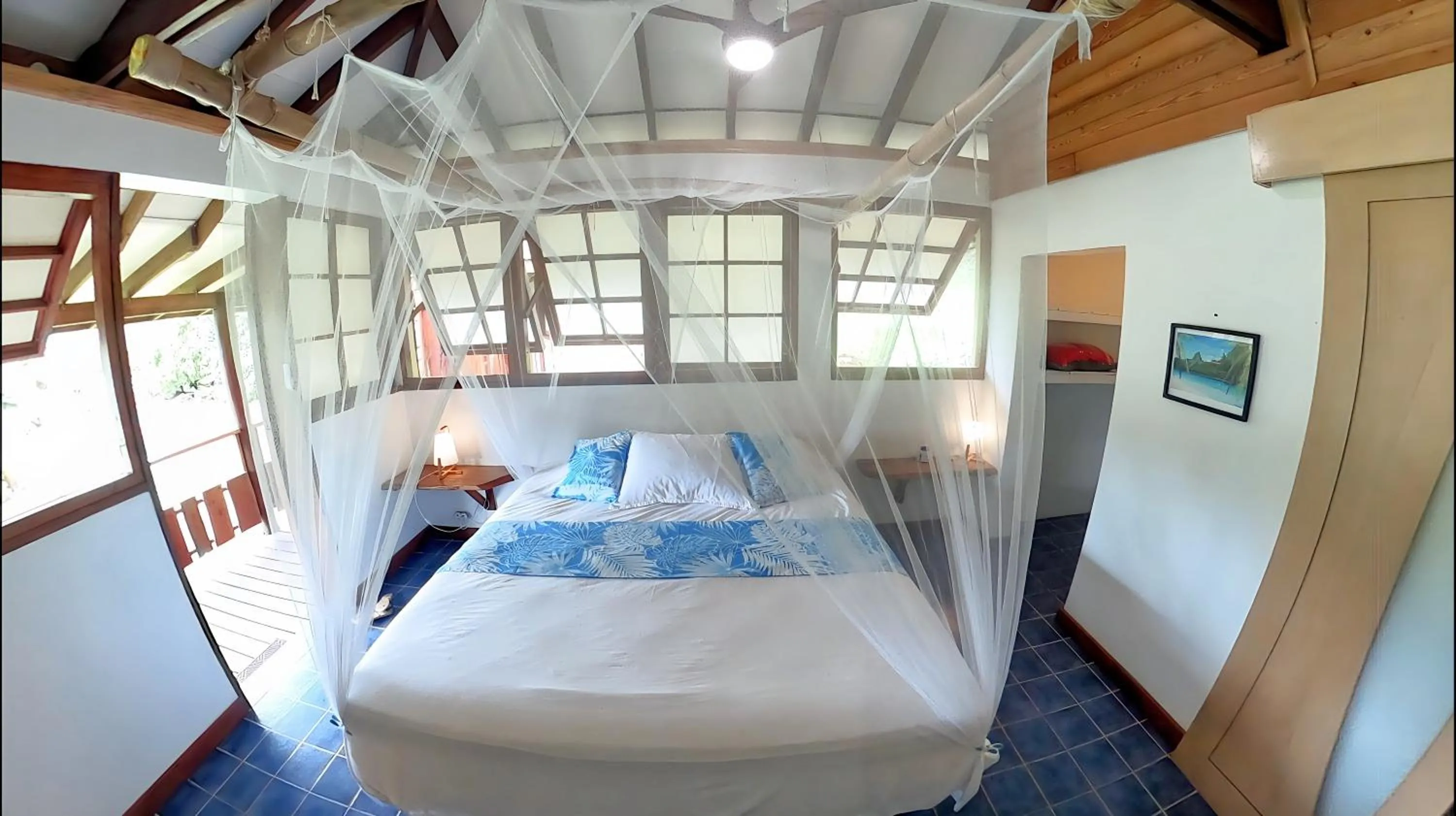 Bedroom, Bed in Fare Oviri Lodge