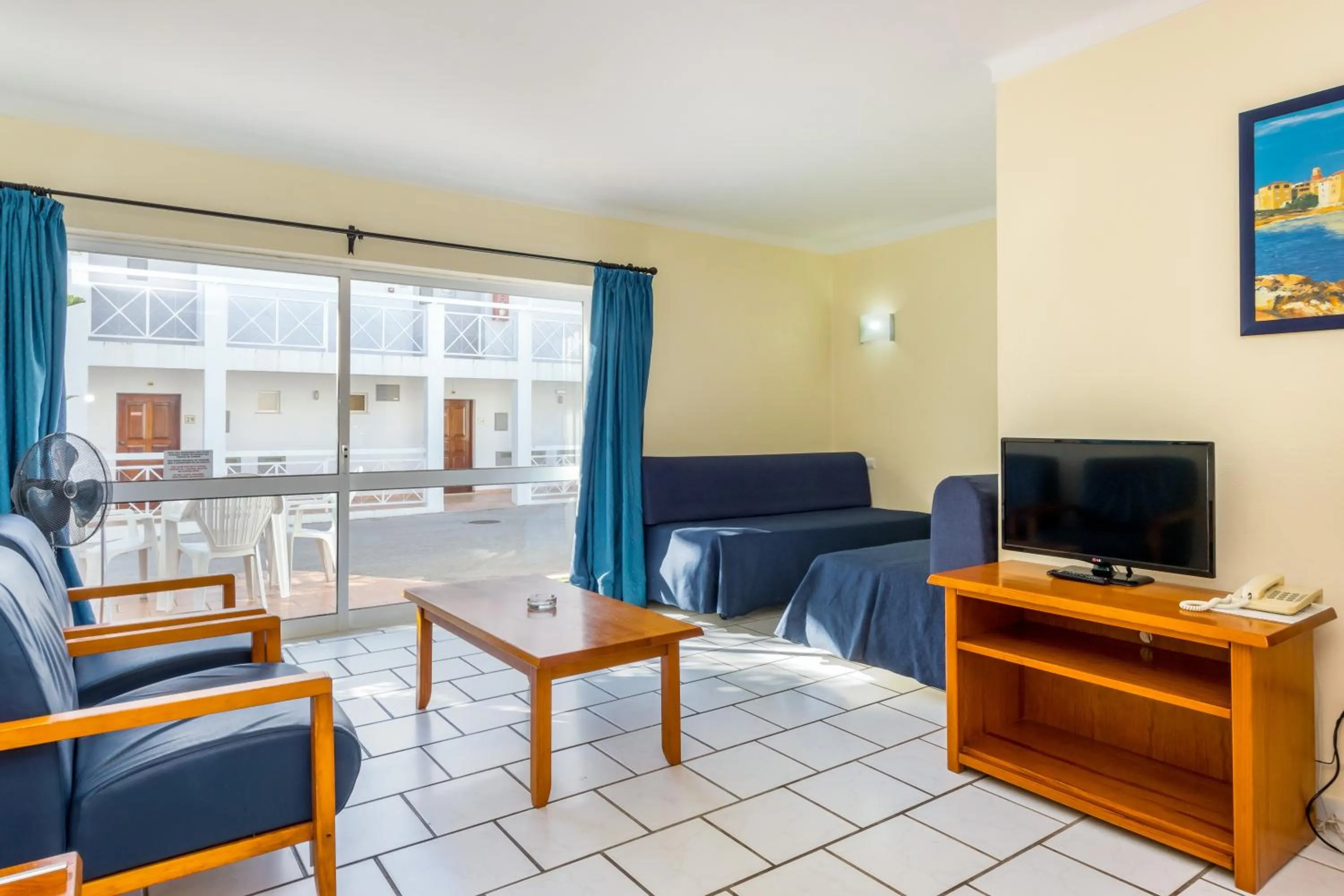 TV and multimedia in Club Ouratlantico