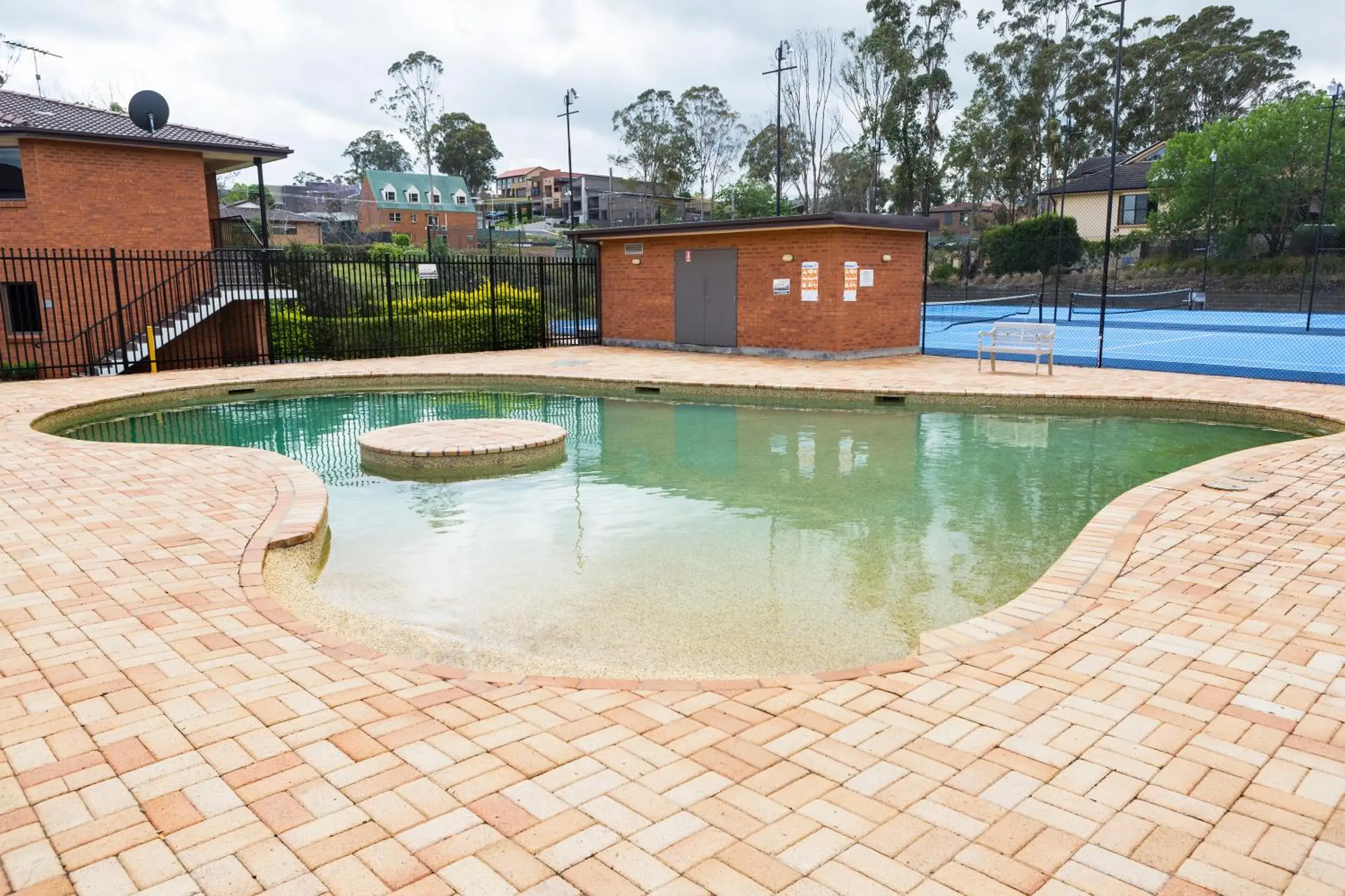 Swimming pool in Hunts Hotel Liverpool Swimming pool in Hunts Hotel Liverpool
