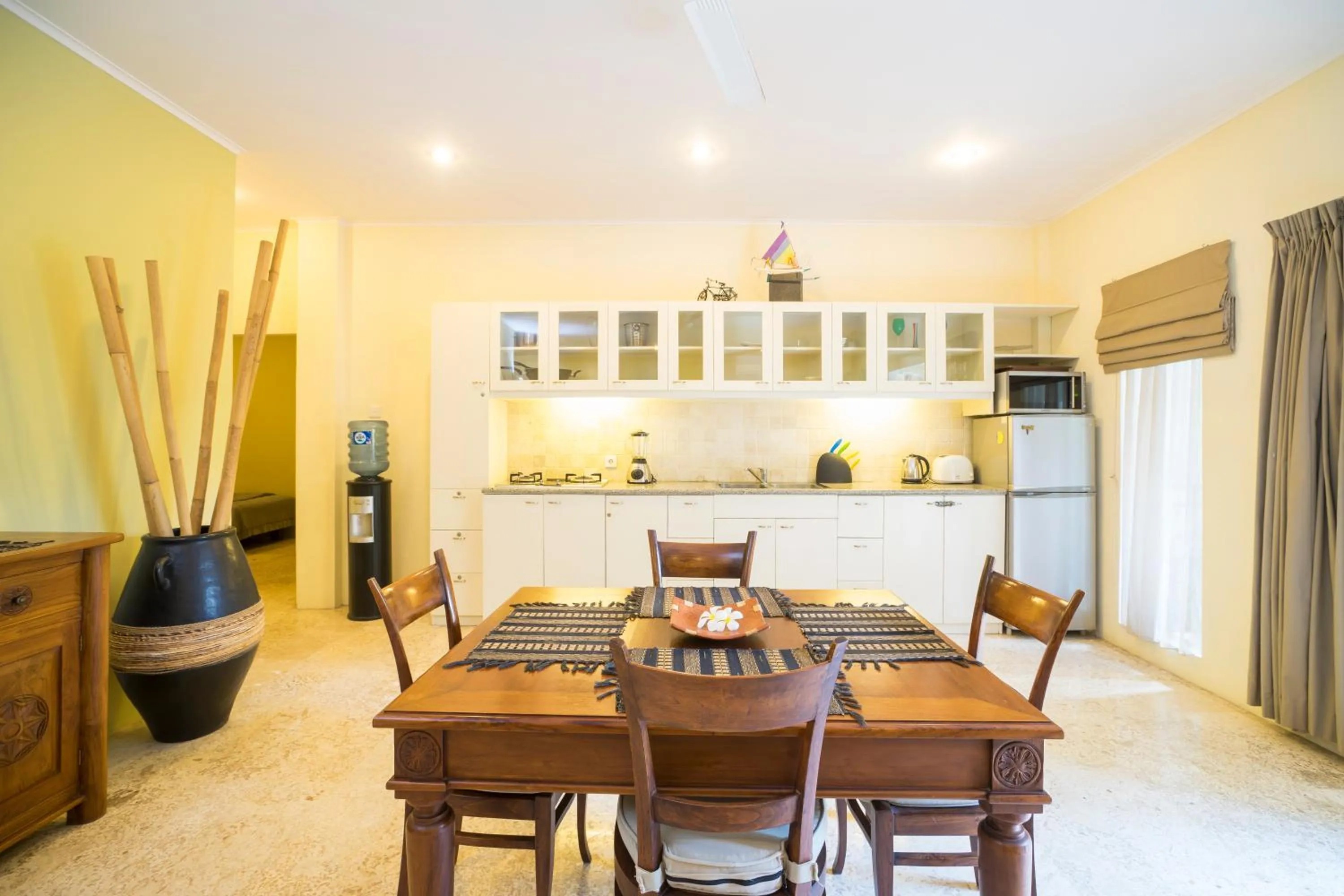 Kitchen or kitchenette in Beach Melati Apartments