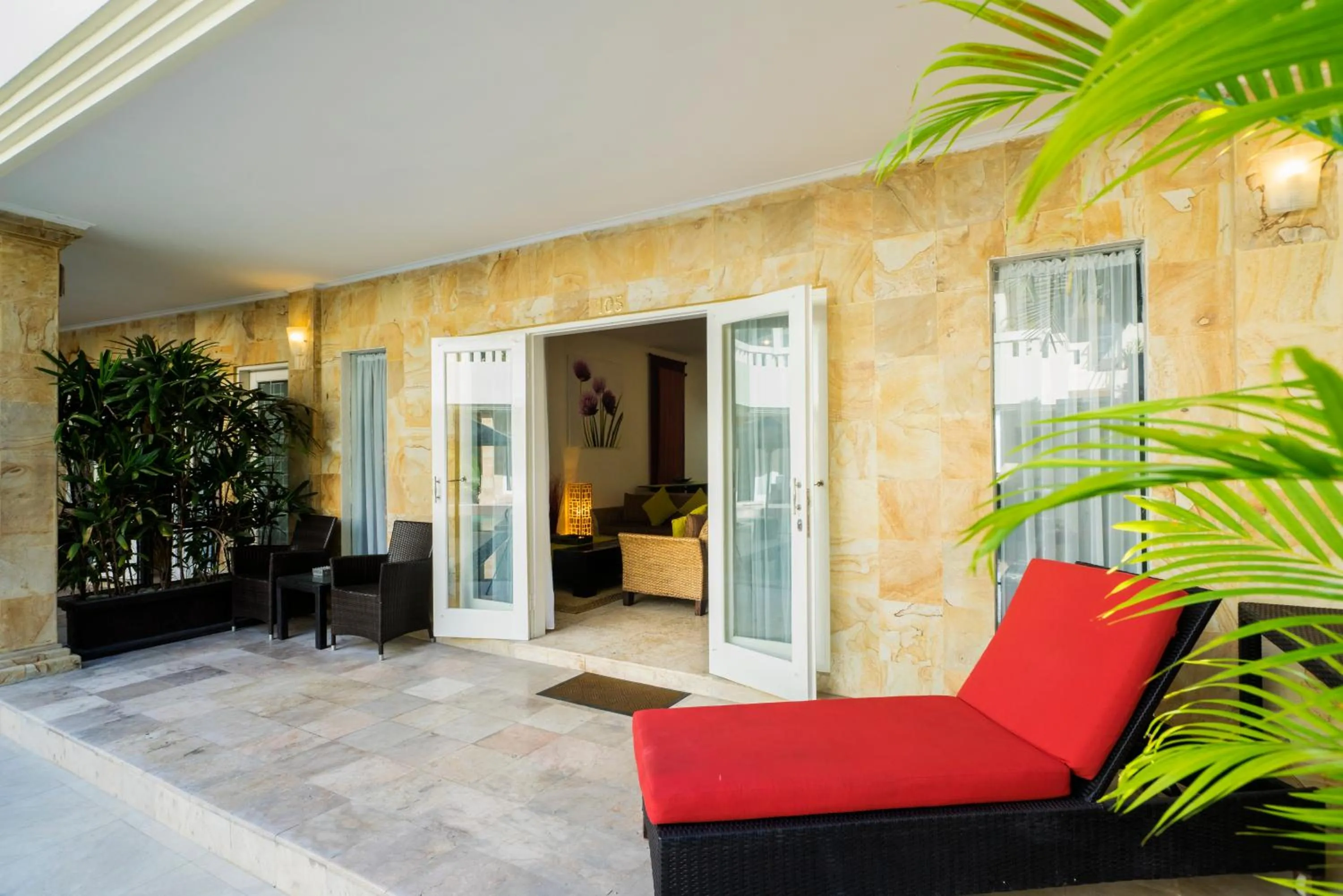 Balcony/Terrace in Beach Melati Apartments