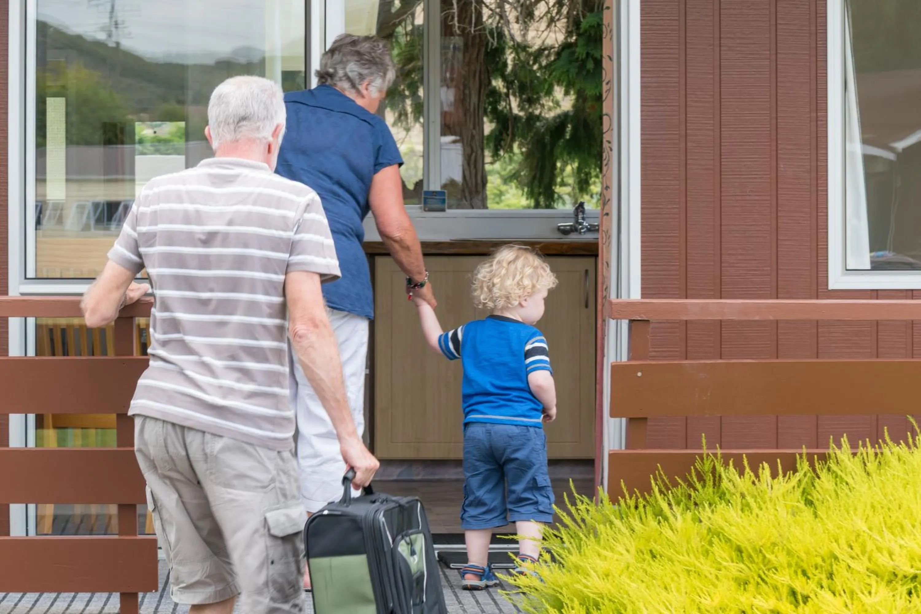 Family in Whanganui River Top 10 Holiday Park