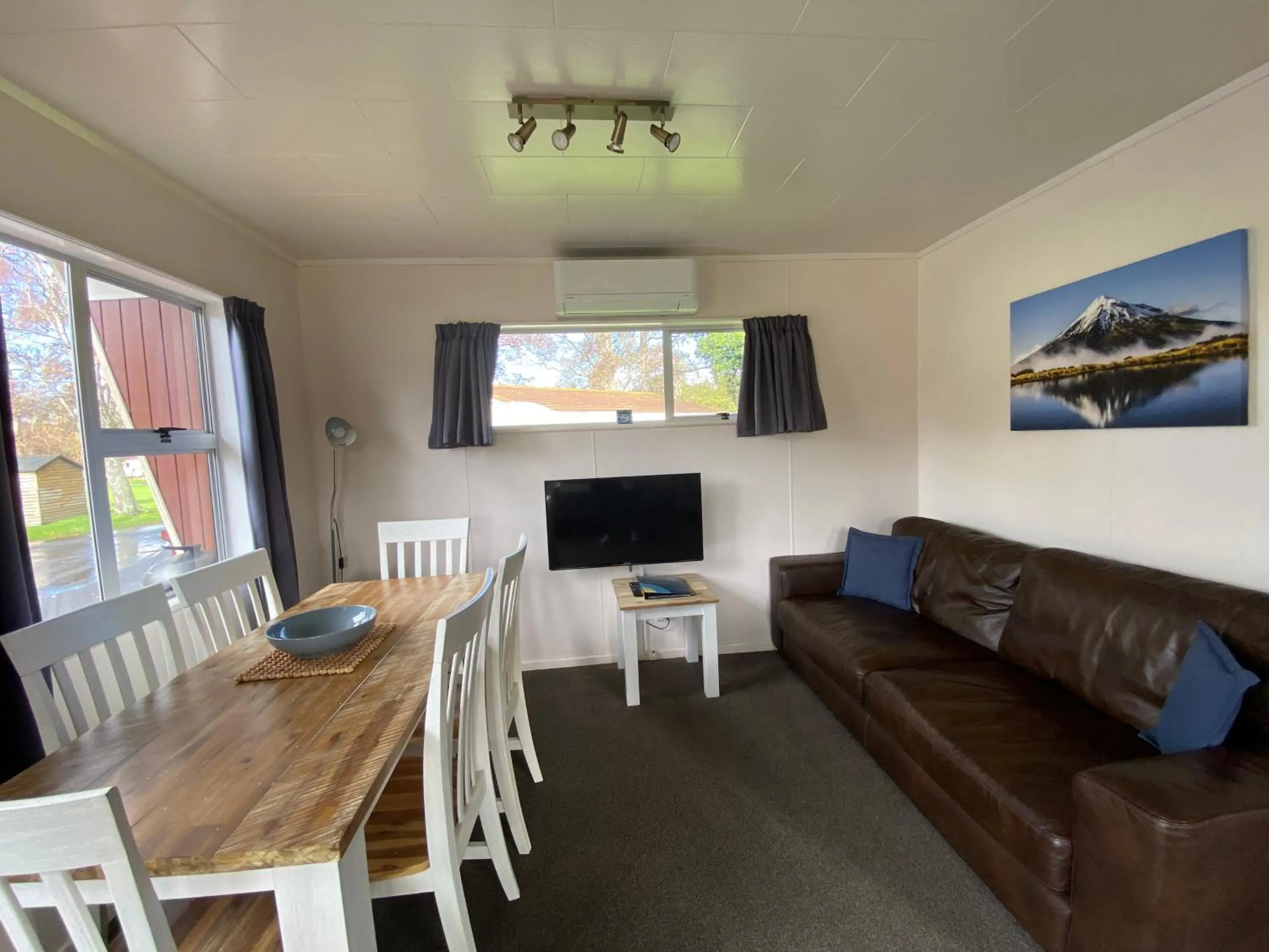 Living room in Whanganui River Top 10 Holiday Park