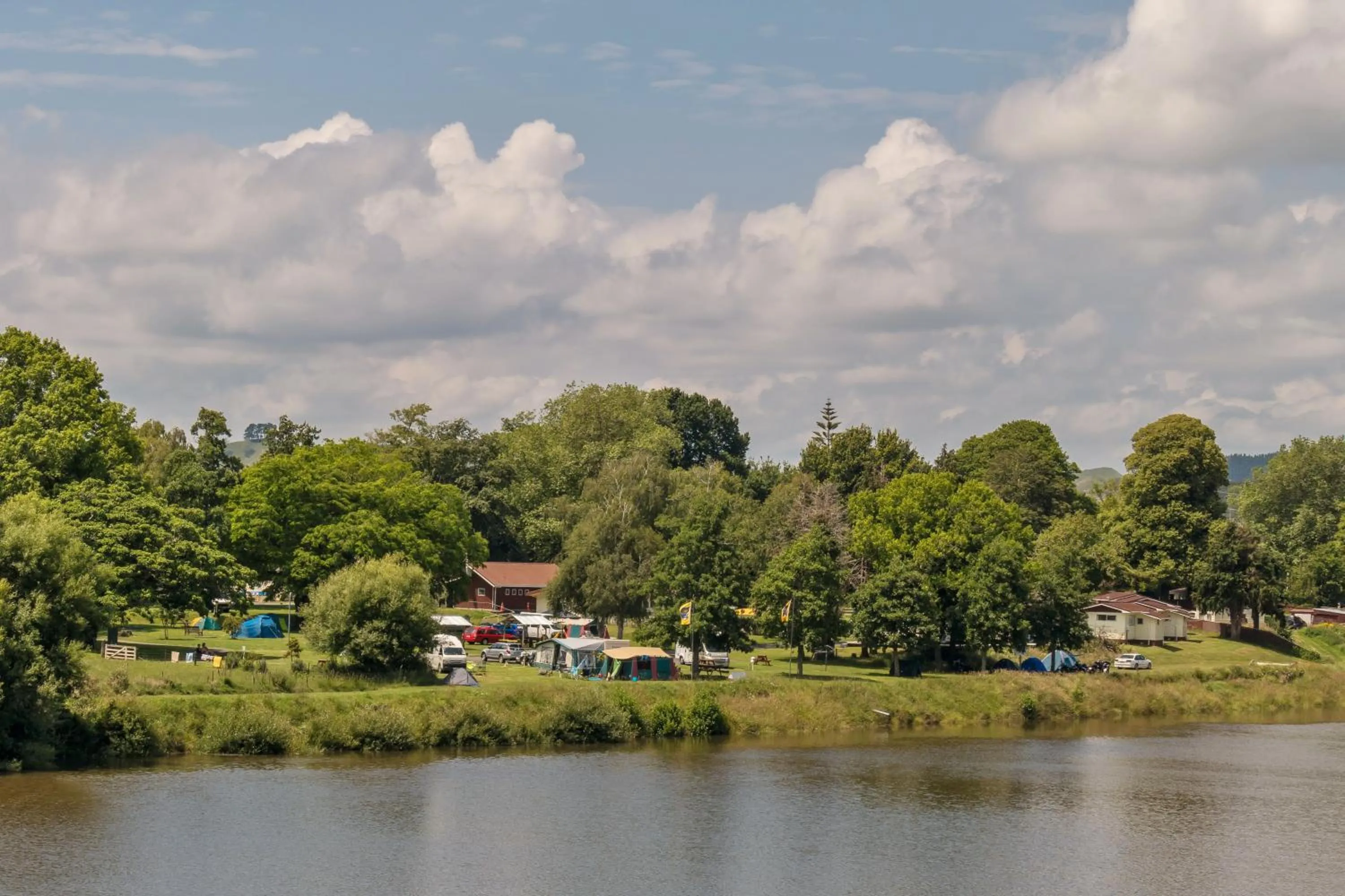 River view in Whanganui River Top 10 Holiday Park