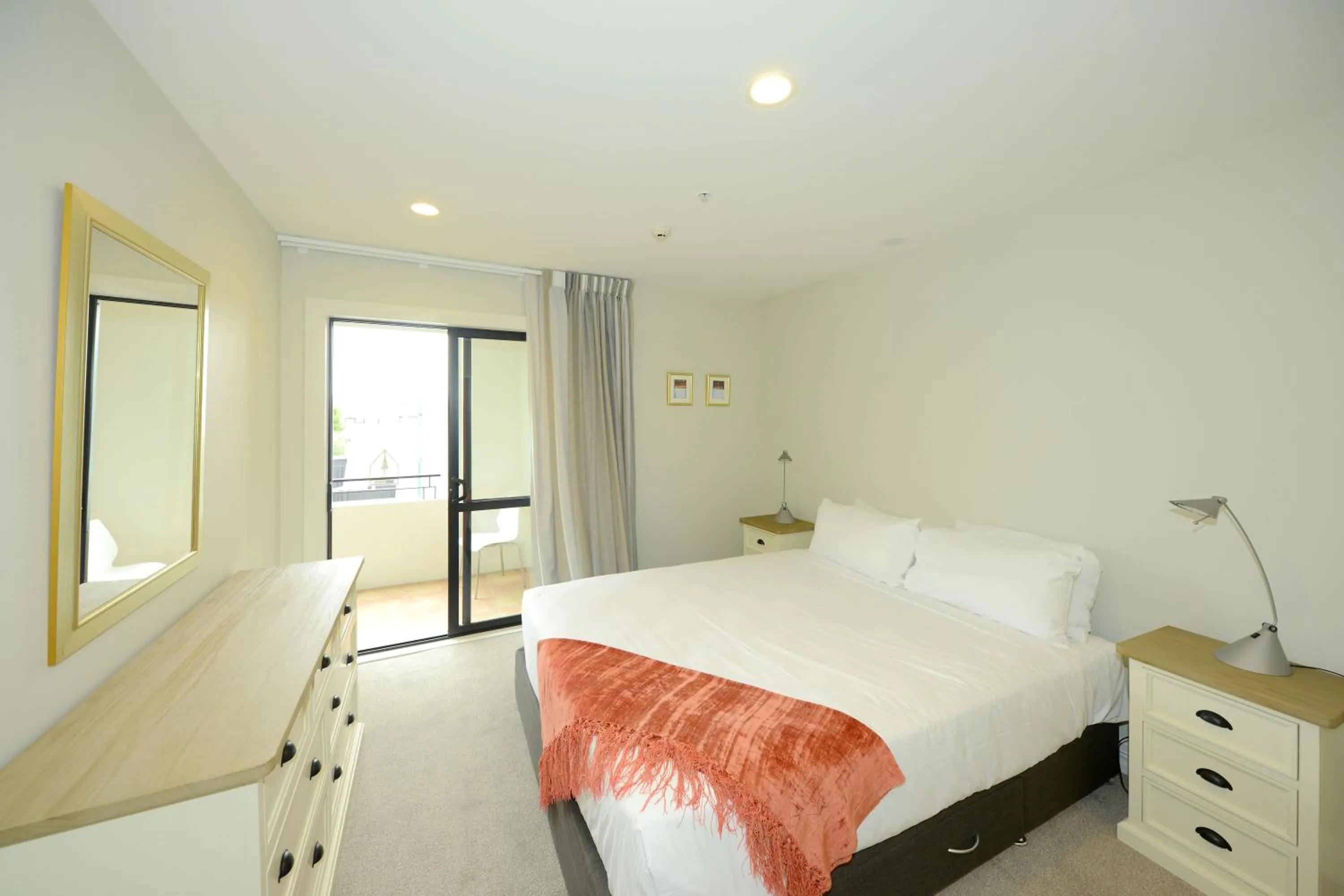 Bed in West Fitzroy Apartments