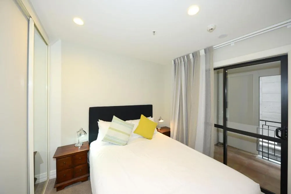 Bed in West Fitzroy Apartments