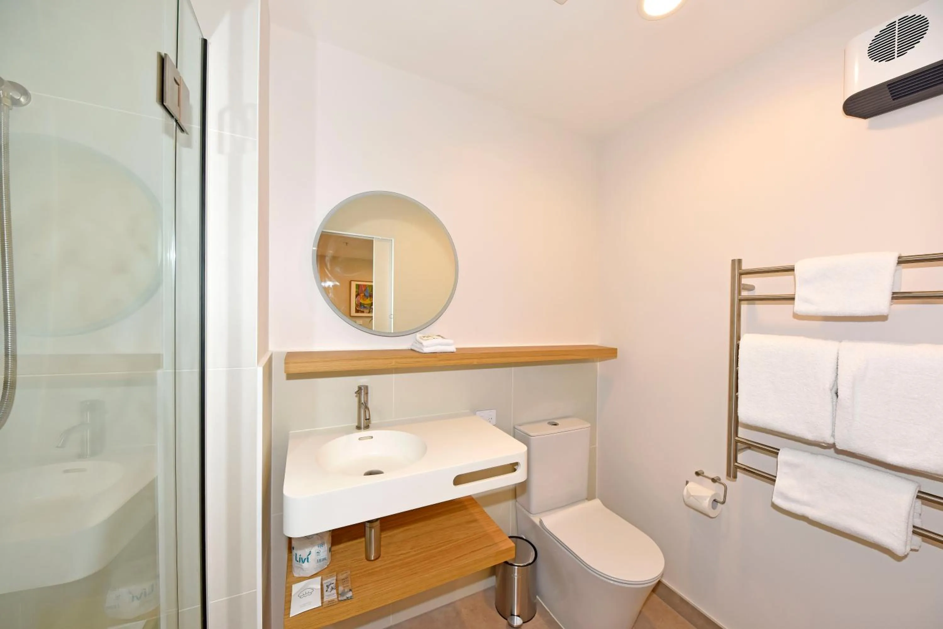 Shower in West Fitzroy Apartments