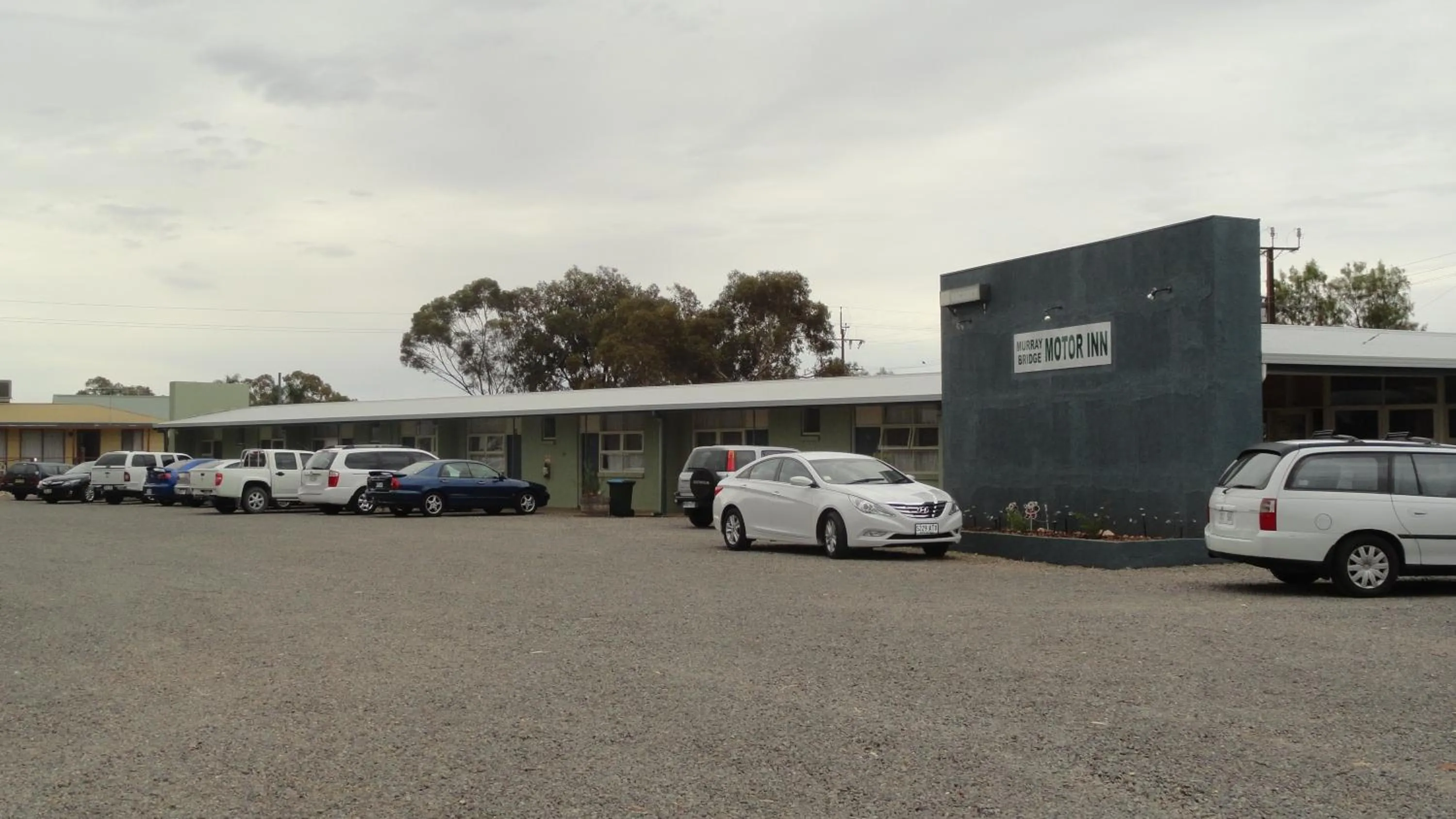 Facade/entrance in Murray Bridge Motor Inn