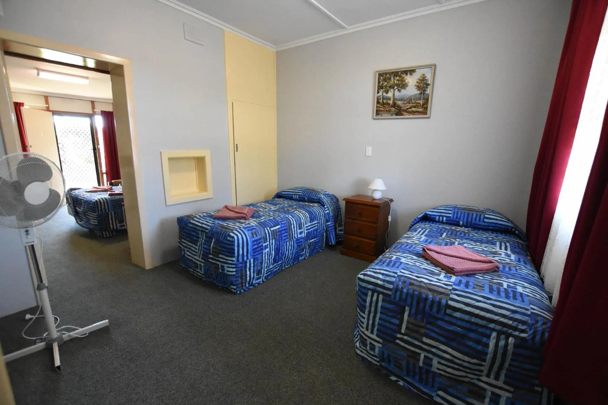 Bed in Murray Bridge Motor Inn
