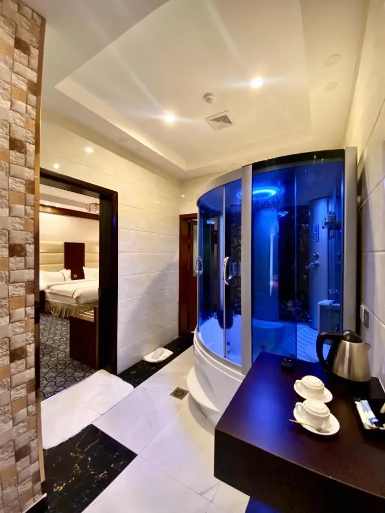 Steam room, Bed in Aral Hotel Apartments