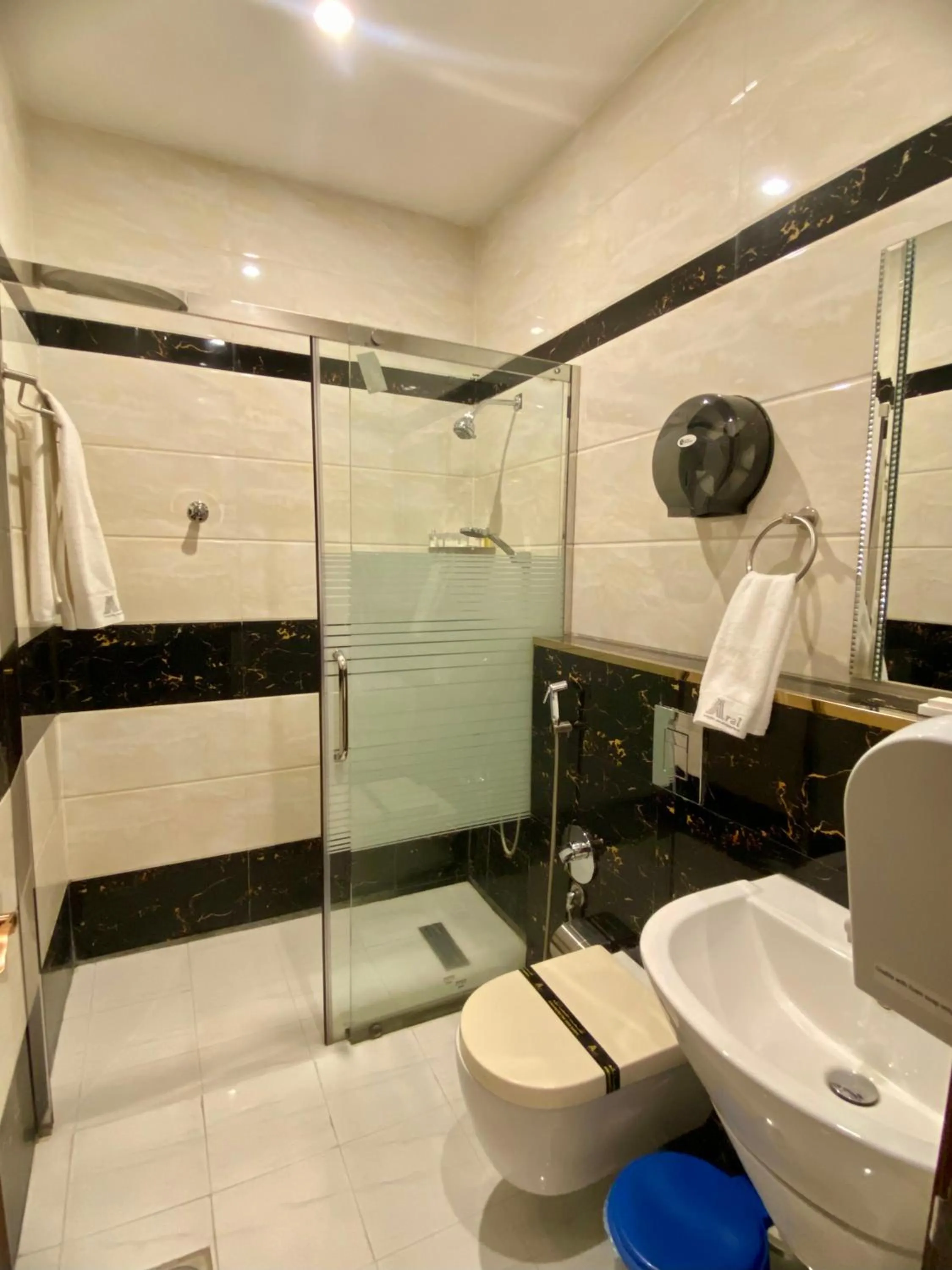 Aral Hotel Apartments