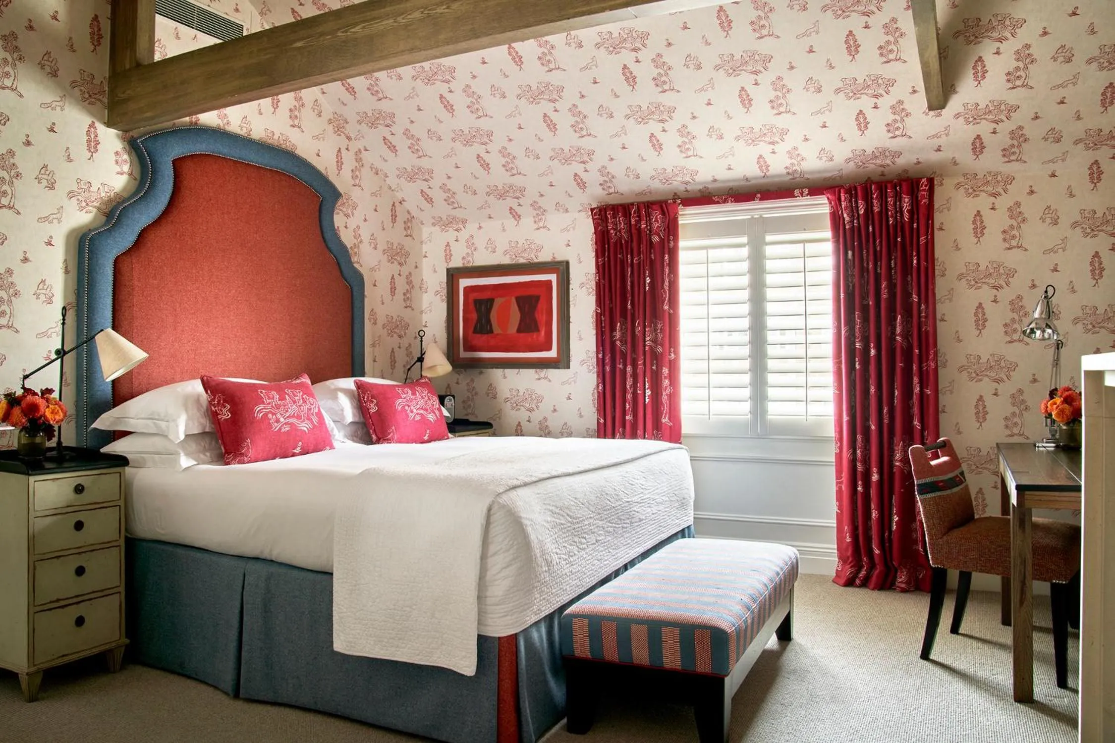 Bed in Number Sixteen, Firmdale Hotels