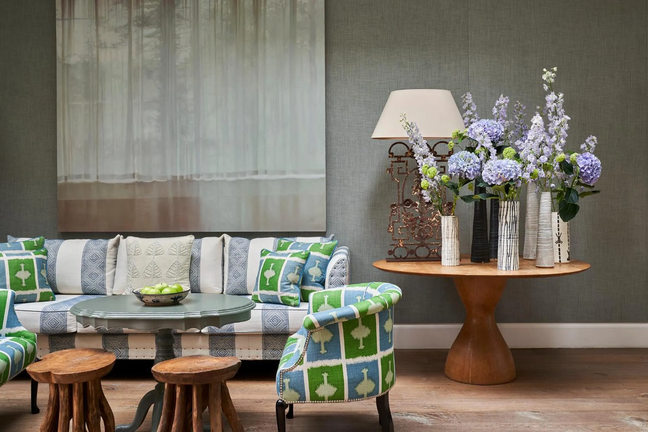 Lounge or bar in Haymarket Hotel, Firmdale Hotels