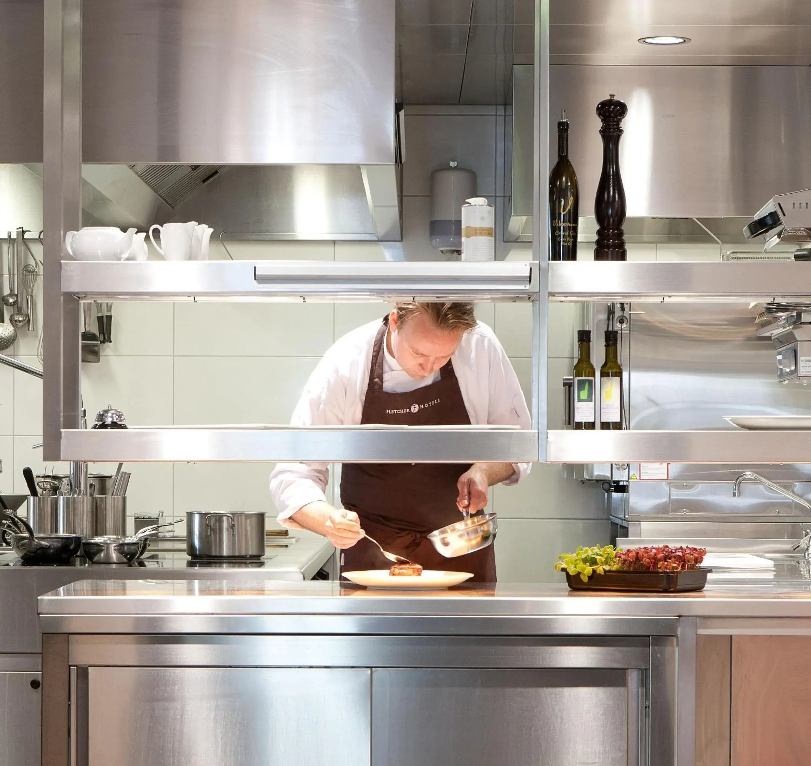 Staff in Fletcher Hotel-Restaurant Duinzicht Staff in Fletcher Hotel-Restaurant Duinzicht