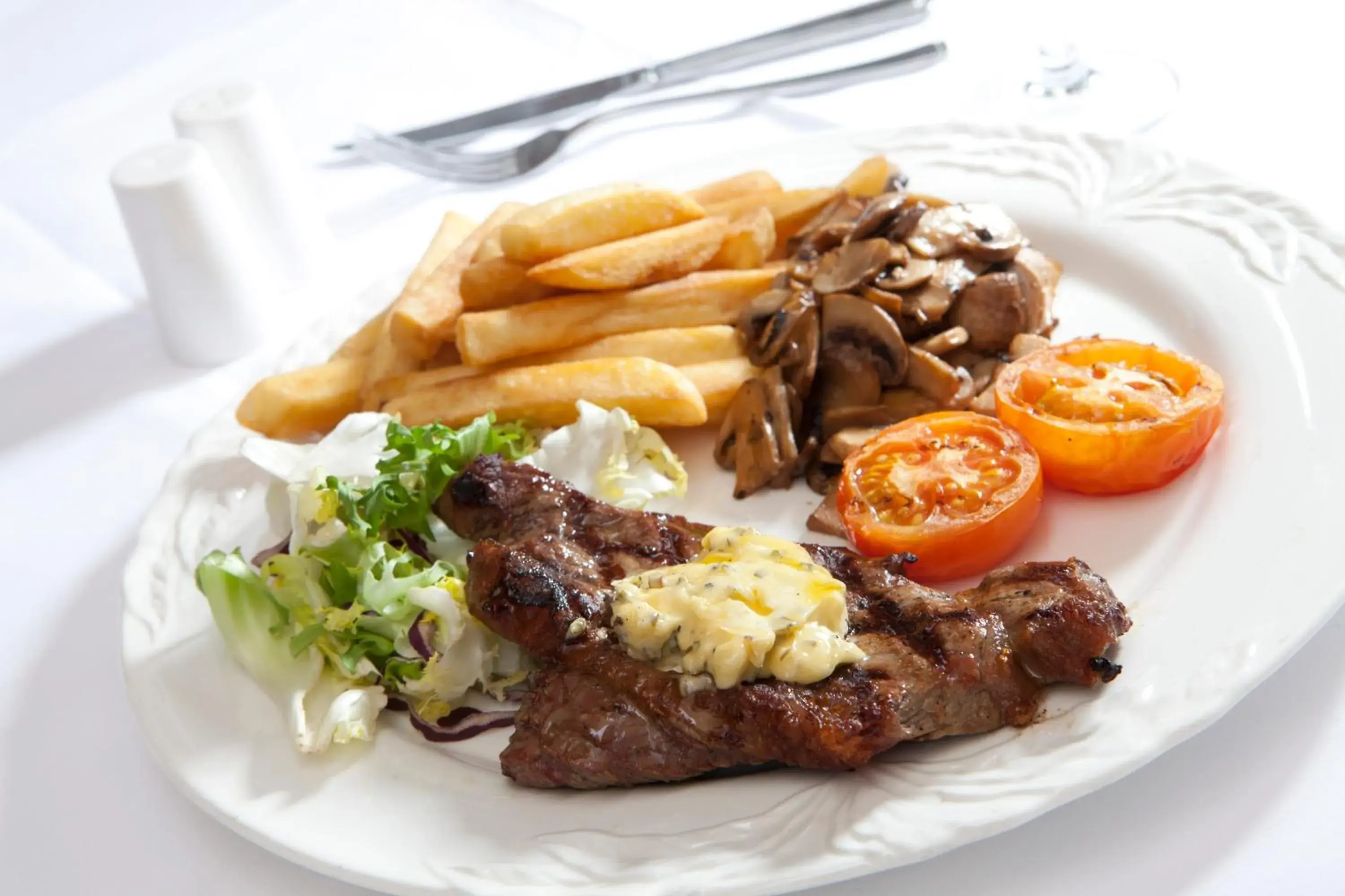 Food and drinks in Park Grand Heathrow Food and drinks in Park Grand Heathrow