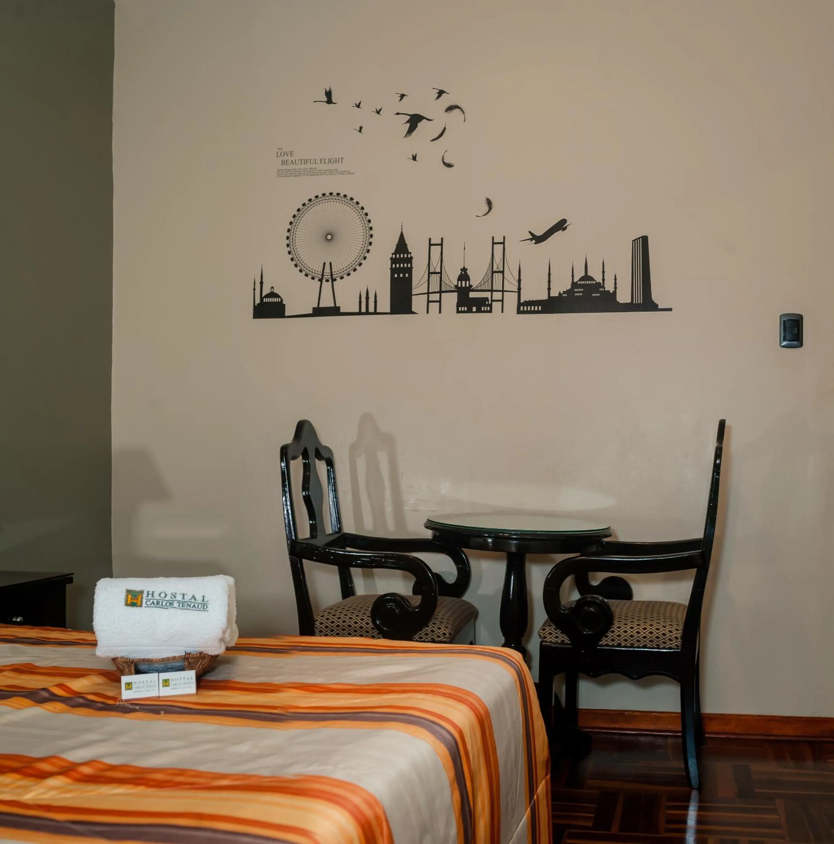 Double Room with Two Double Beds in Hostal Carlos Tenaud