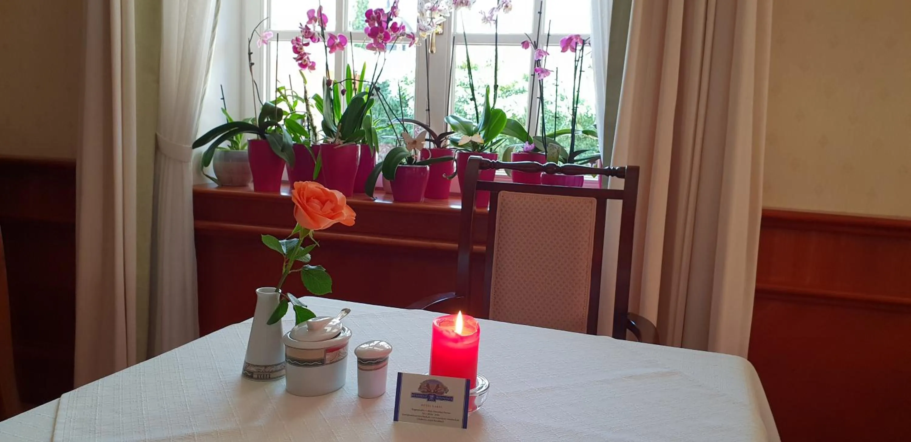 Restaurant/places to eat in Hotel Residenz Rennhack