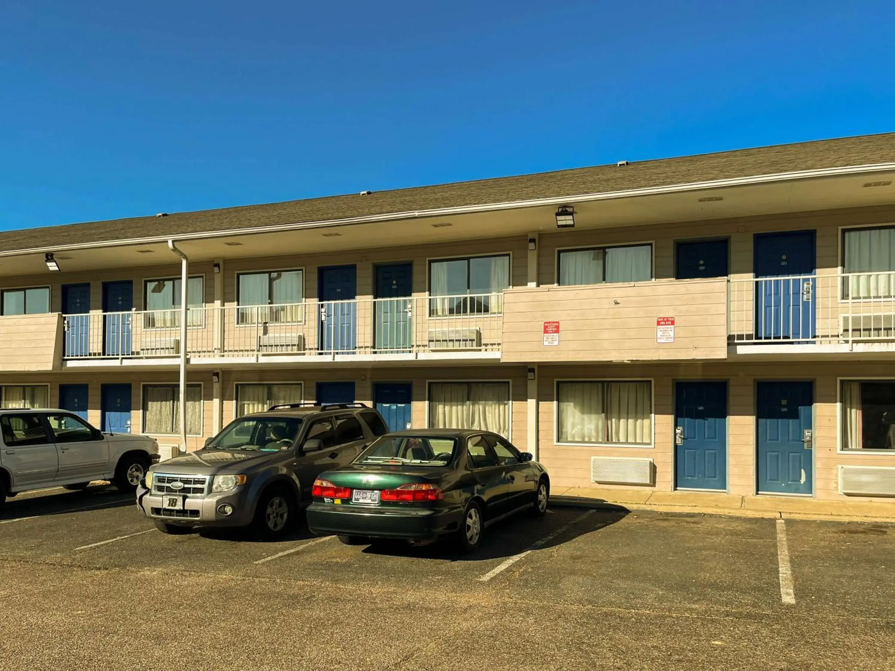 Property Building in Motel 6 Millington, TN