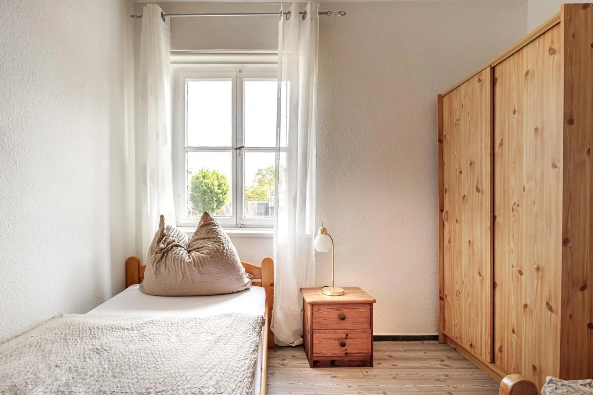 Photo of the whole room, Bed in Schloß Destille
