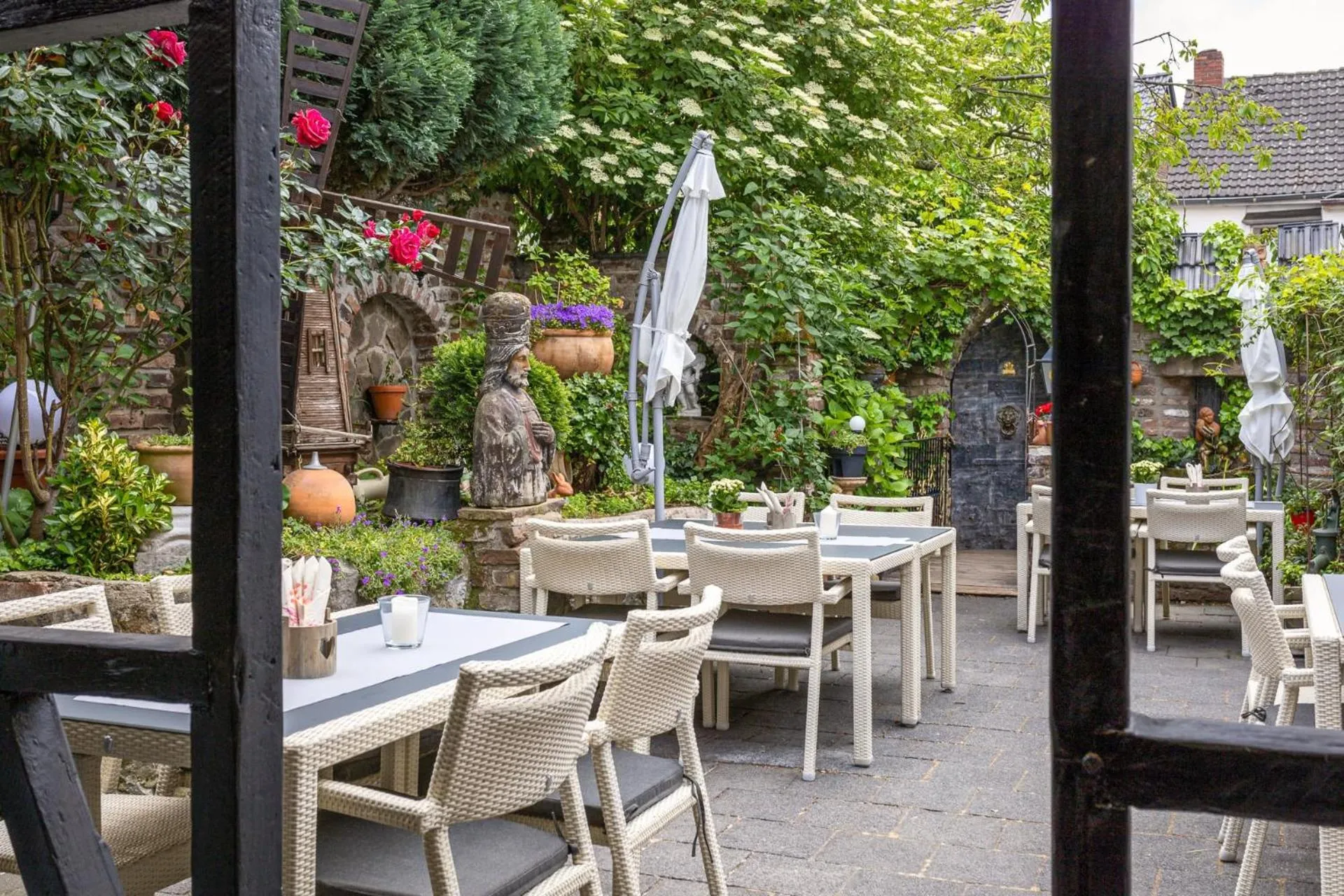 Patio in Schloß Destille