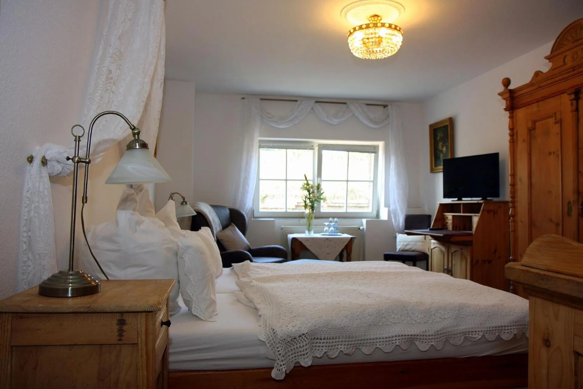 Photo of the whole room, Bed in Schloß Destille