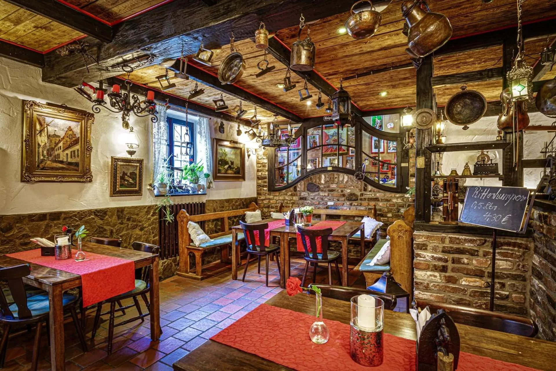 Restaurant/places to eat in Schloß Destille