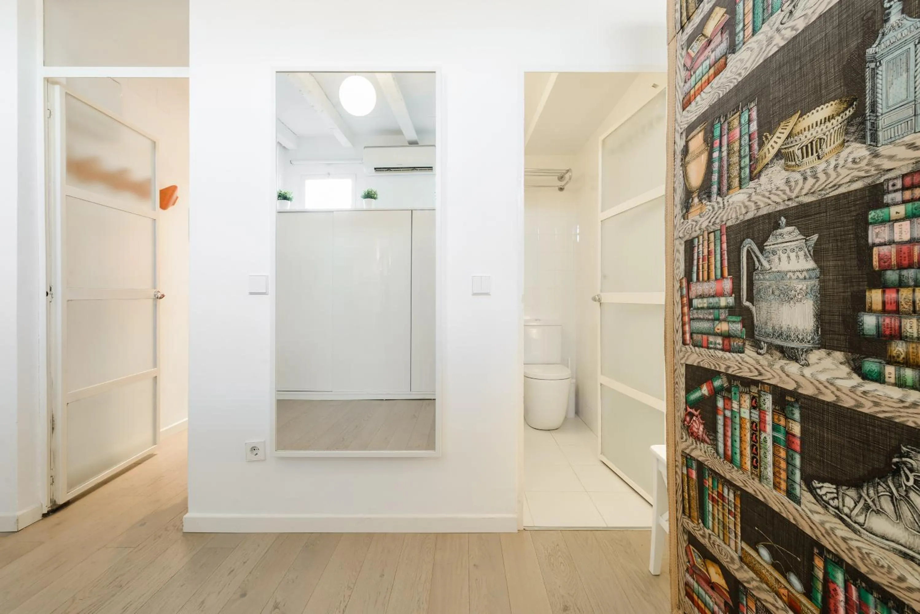 Bedroom in Charming Reina Sofía