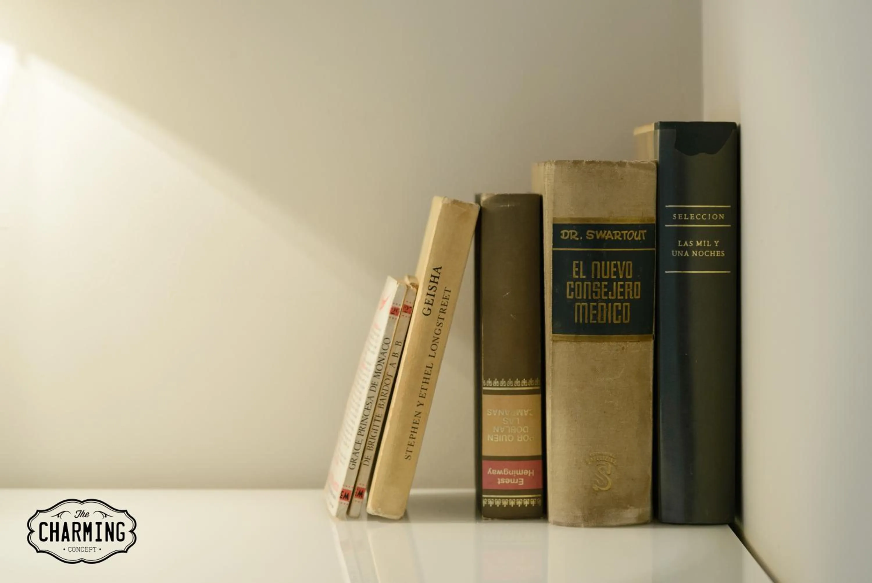 Decorative detail in Charming Reina Sofía