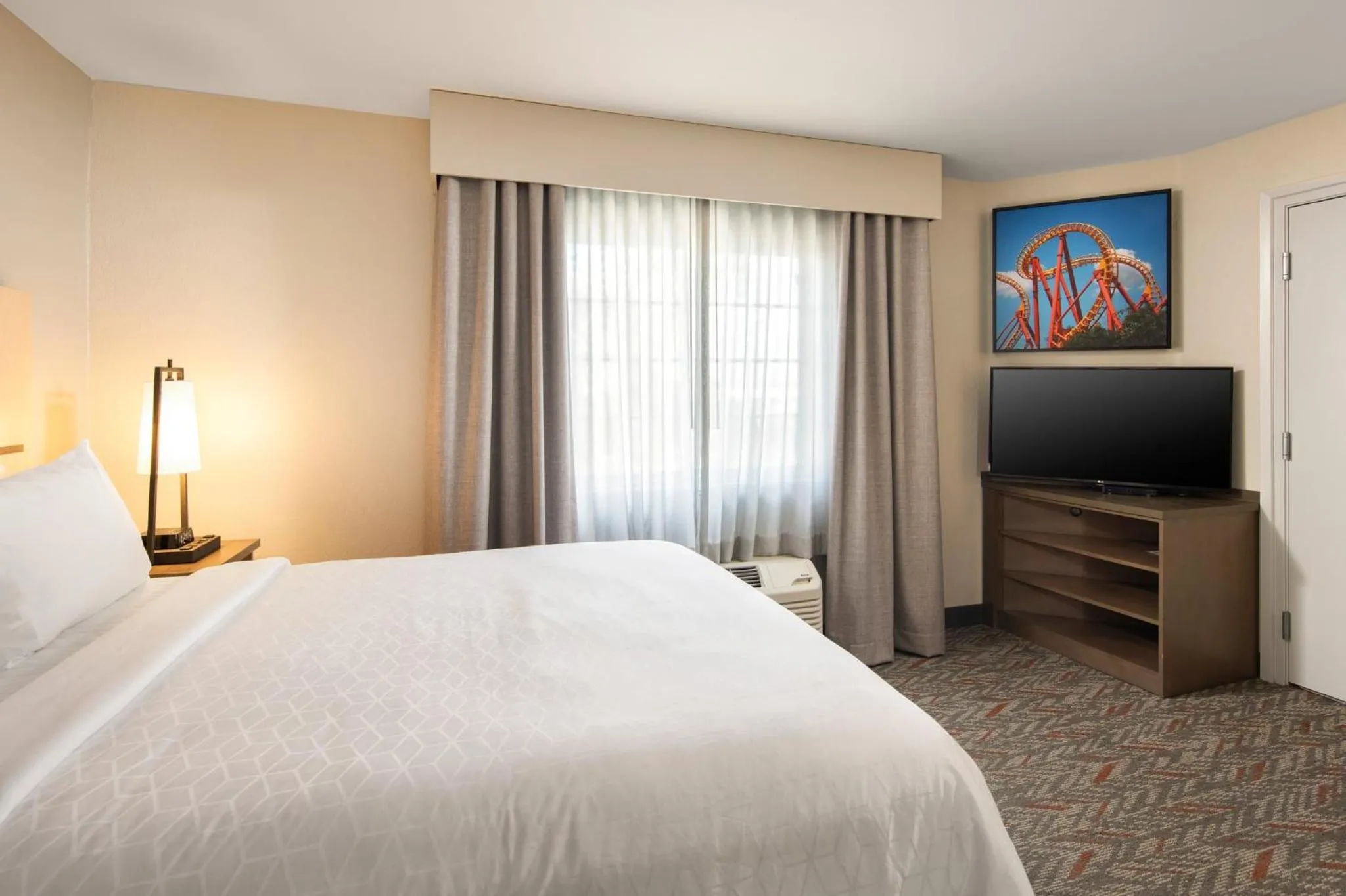 Photo of the whole room, Bed in Candlewood Suites Anaheim - Resort Area by IHG