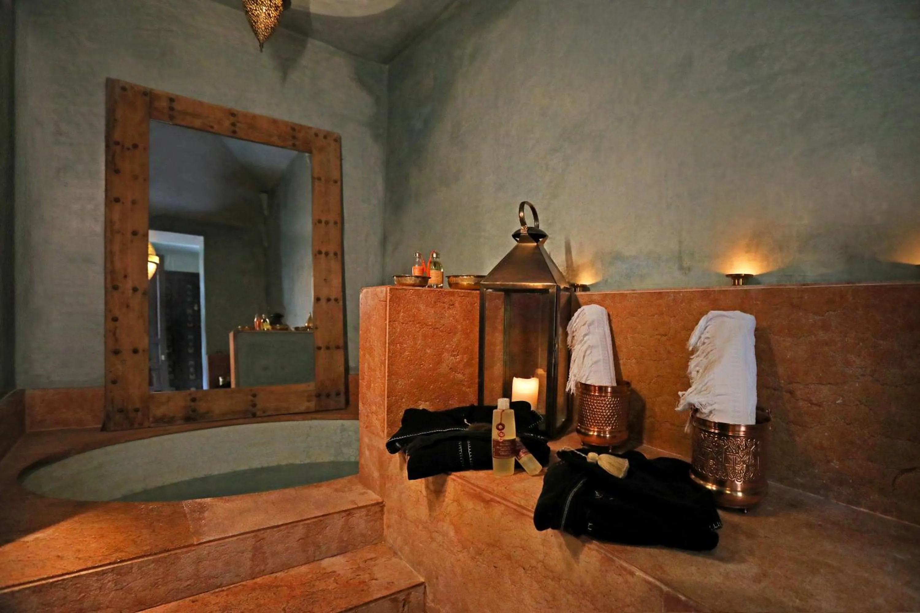 Massage in Dar Kandi