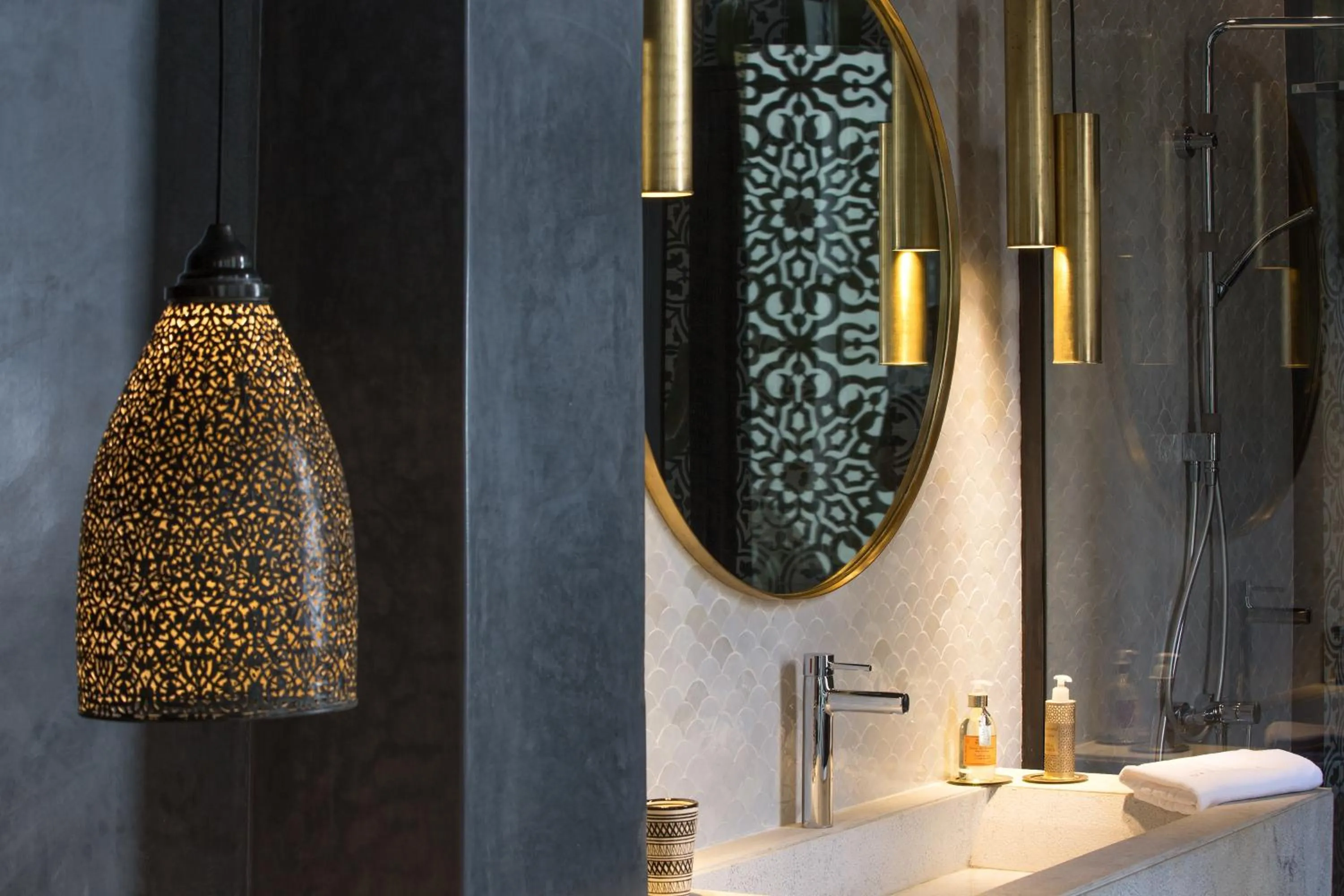 Decorative detail in Dar Kandi