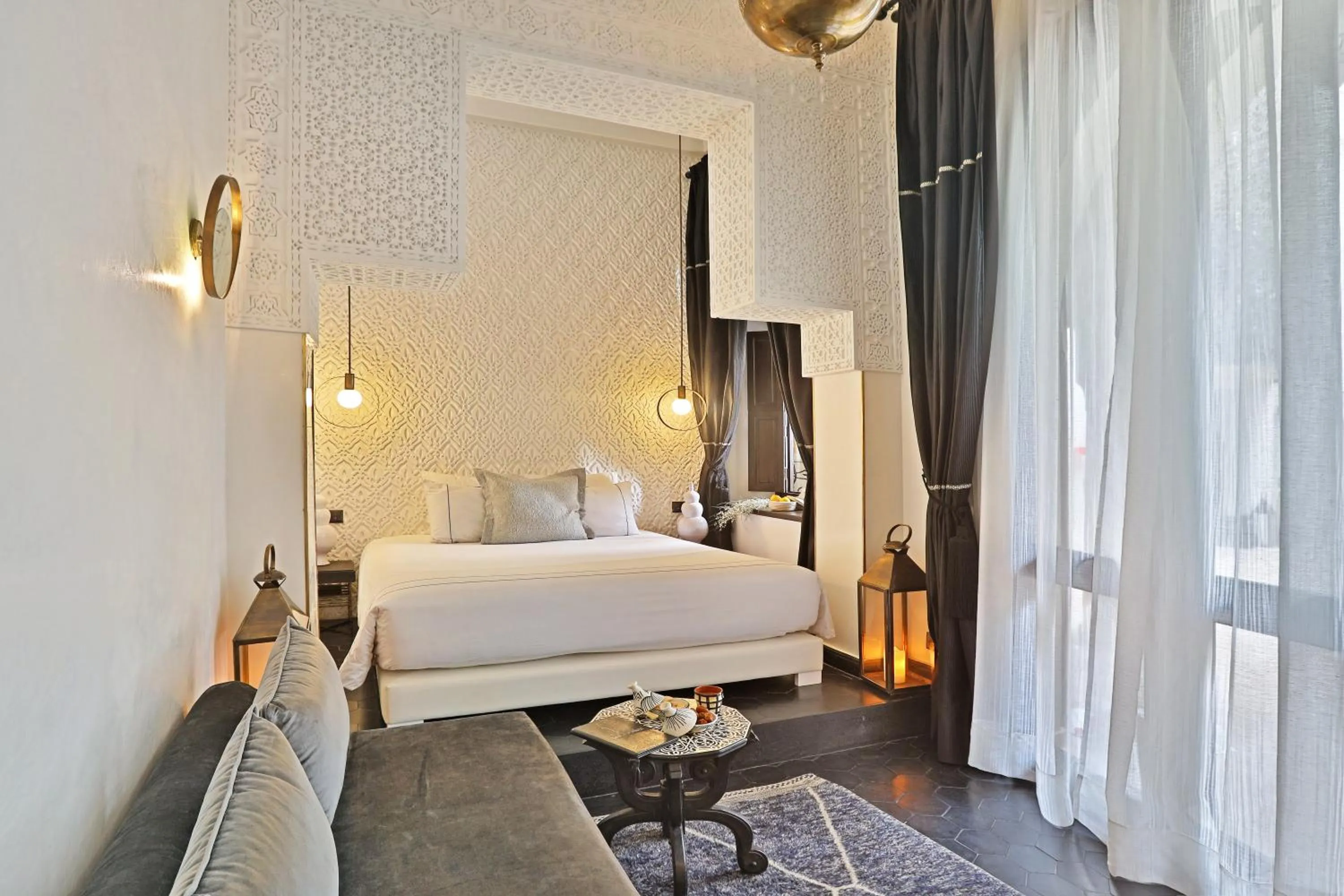 Decorative detail, Bed in Dar Kandi