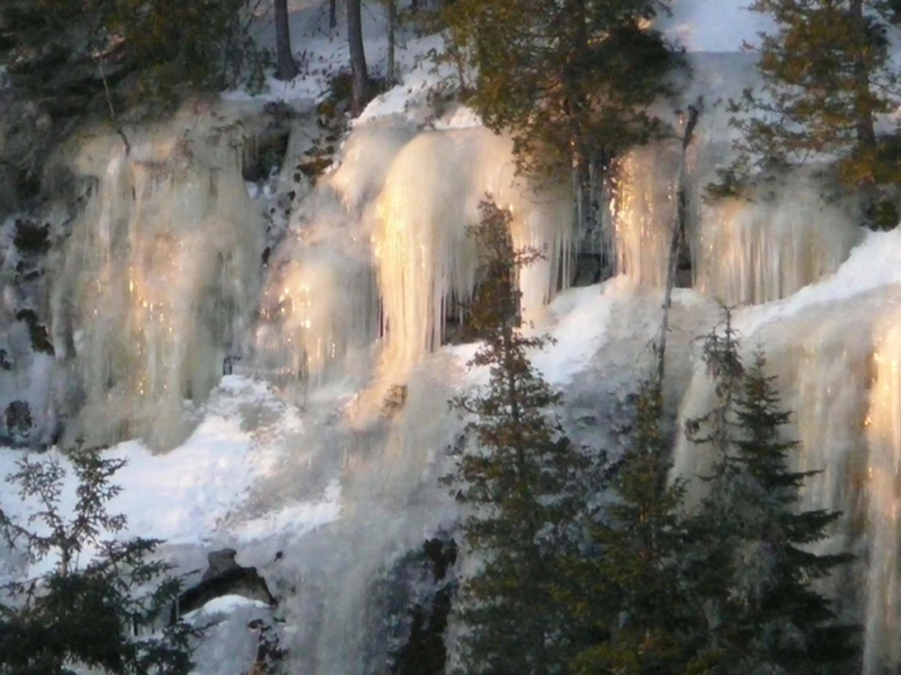 Natural landscape in Kan-à-Mouche Pourvoirie Auberge et Chalets