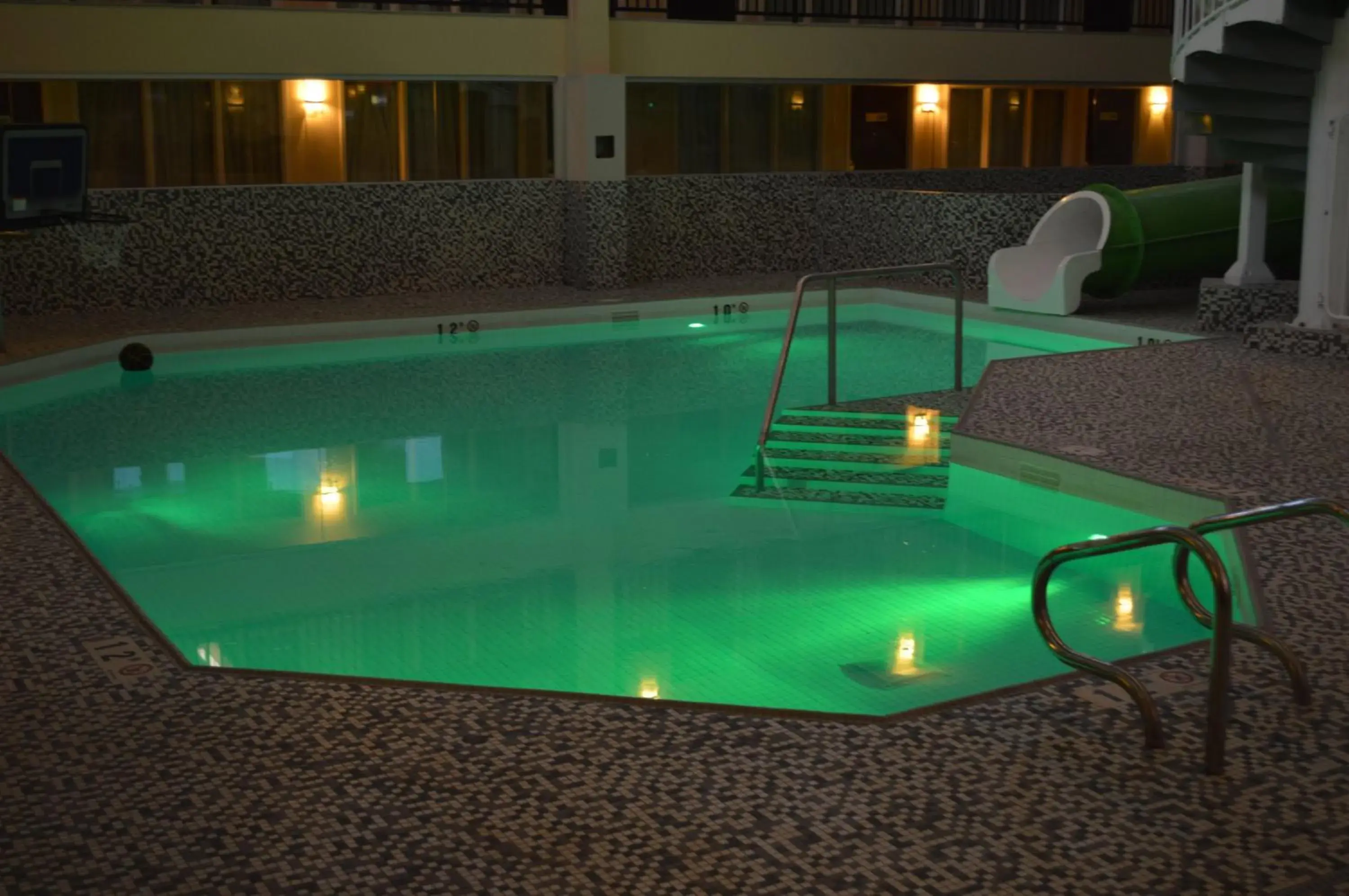 Swimming pool in Coast Nisku Inn & Conference Centre Swimming pool in Coast Nisku Inn & Conference Centre